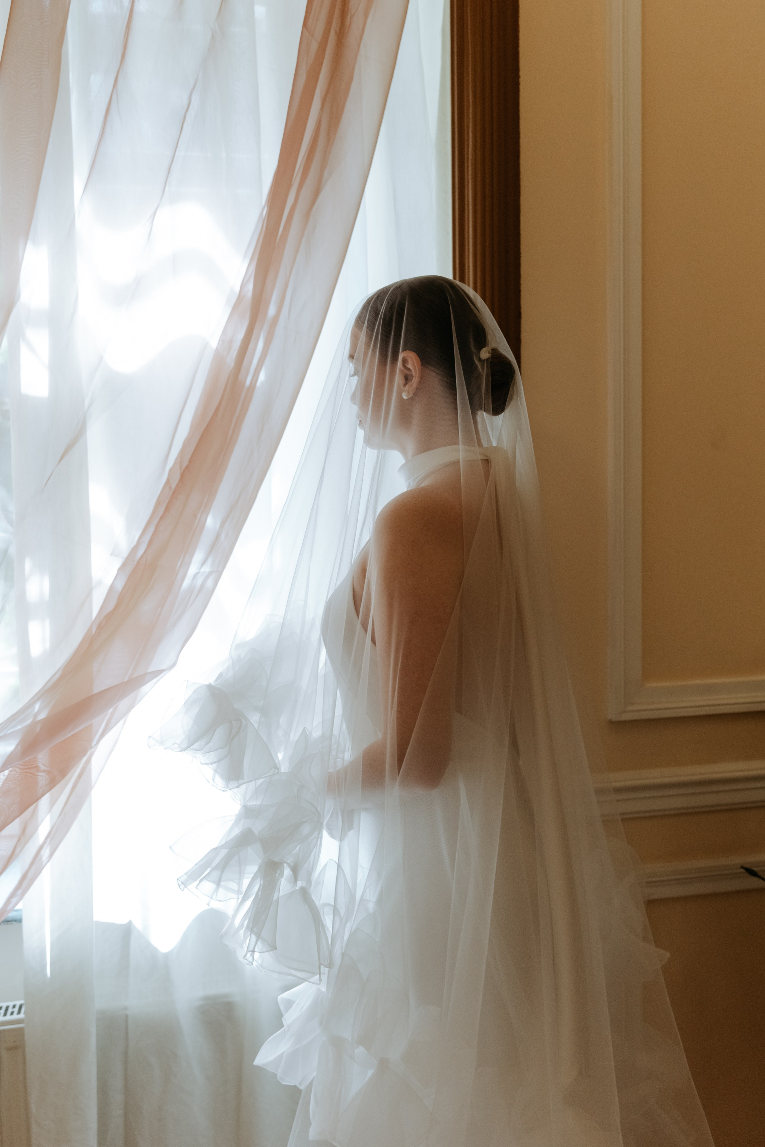 Двери Петроградки. Свадебный и репортажный фотограф в Санкт-Петербурге