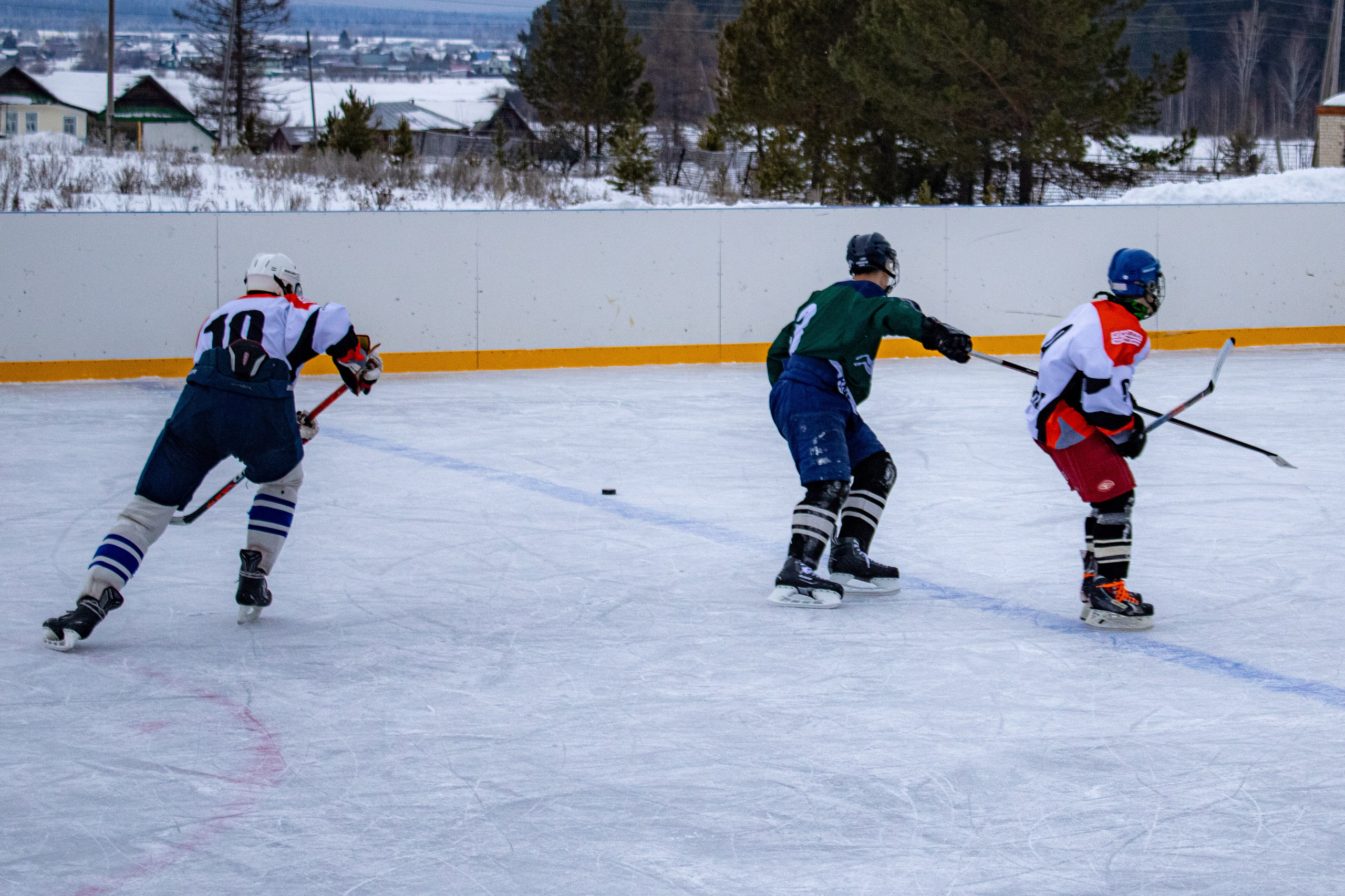 Хоккей г.п Атиг-г.Нижние Серги
