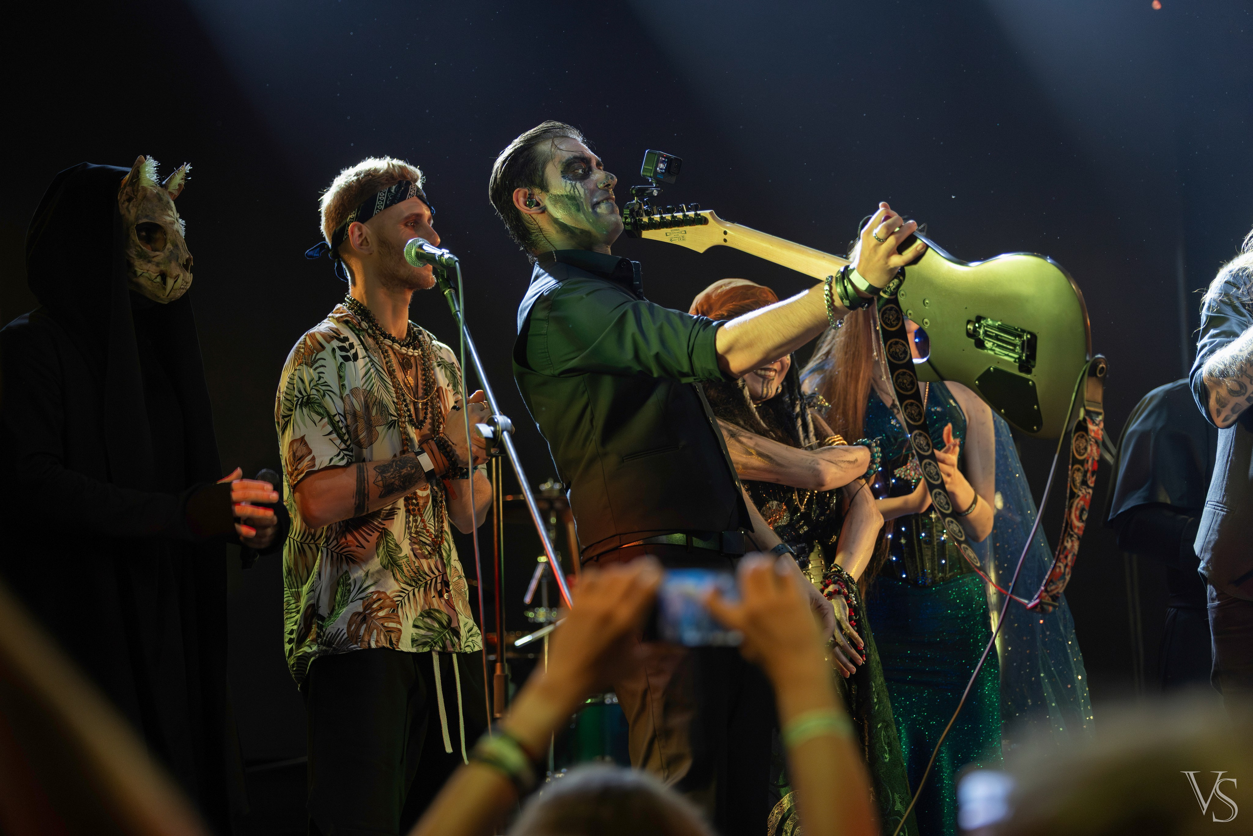 Above the stars. Проклятие Мамбо. Фотограф Виктор Степанов