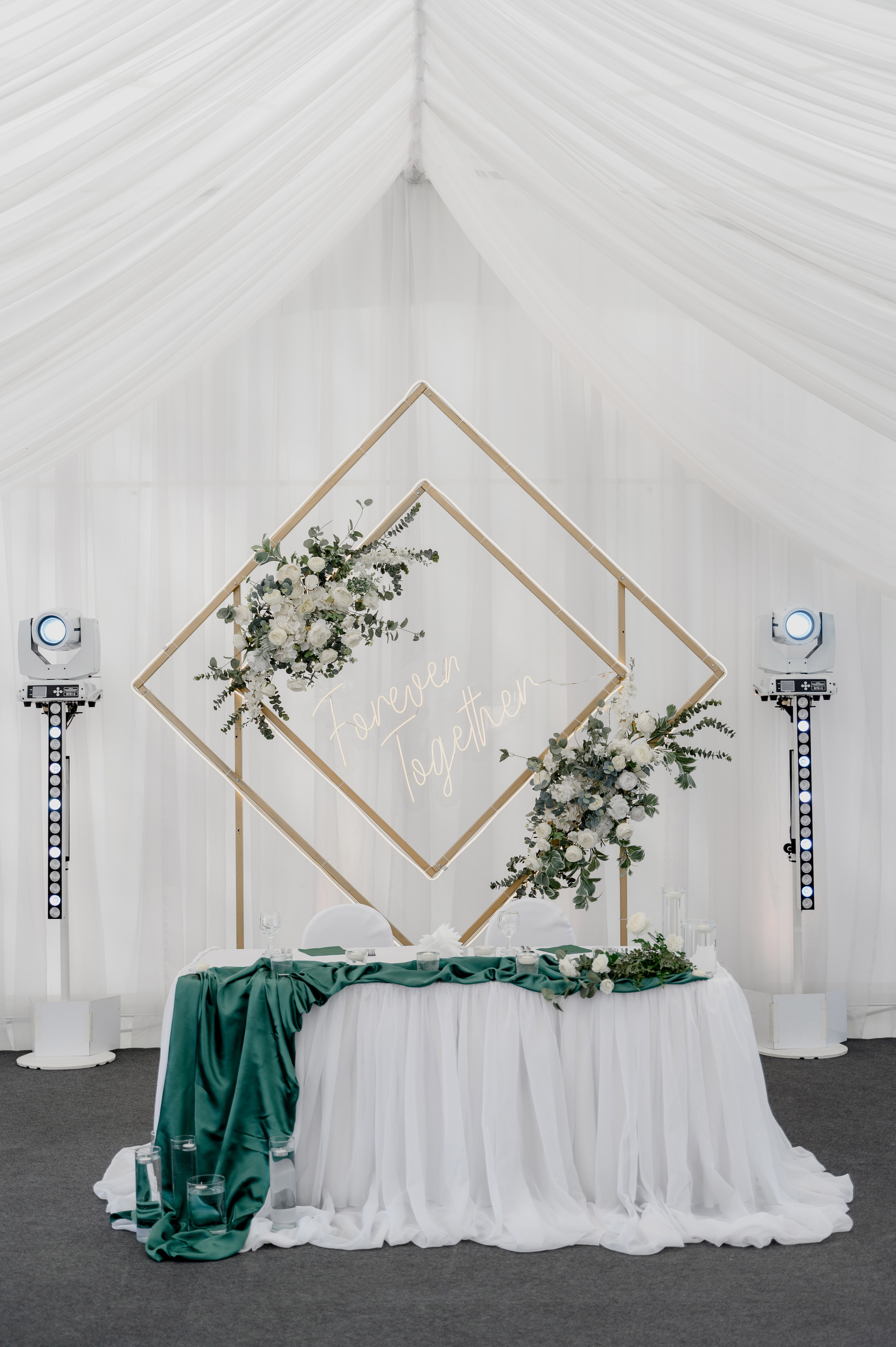 Виталя и Карина. Свадебный фотограф Минск