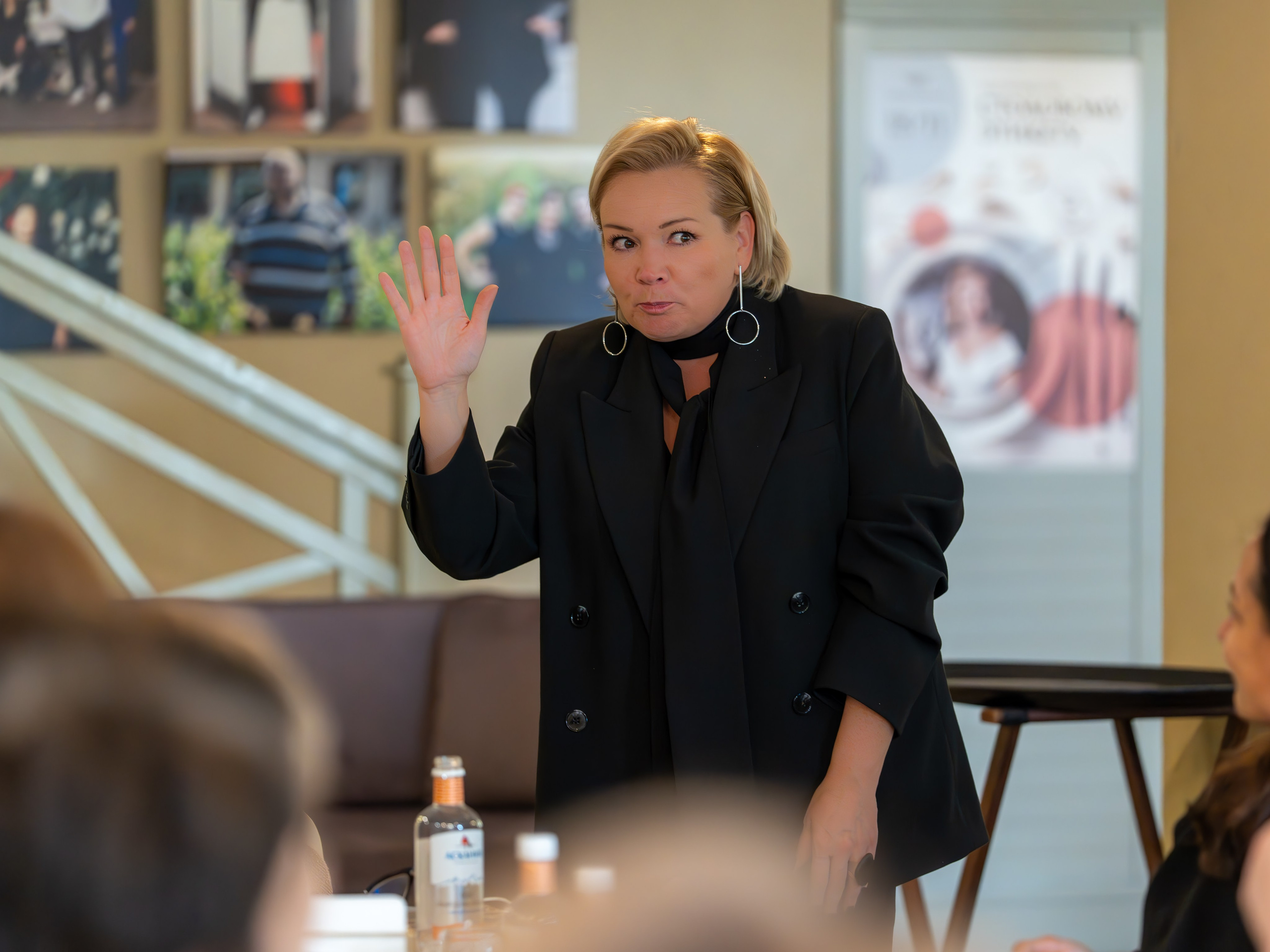 Литературная мастерская с Ольгой Шутовой в «Винотеррии». Репортажный фотограф в Красной Поляне и Сочи Павлюченко Екатерина