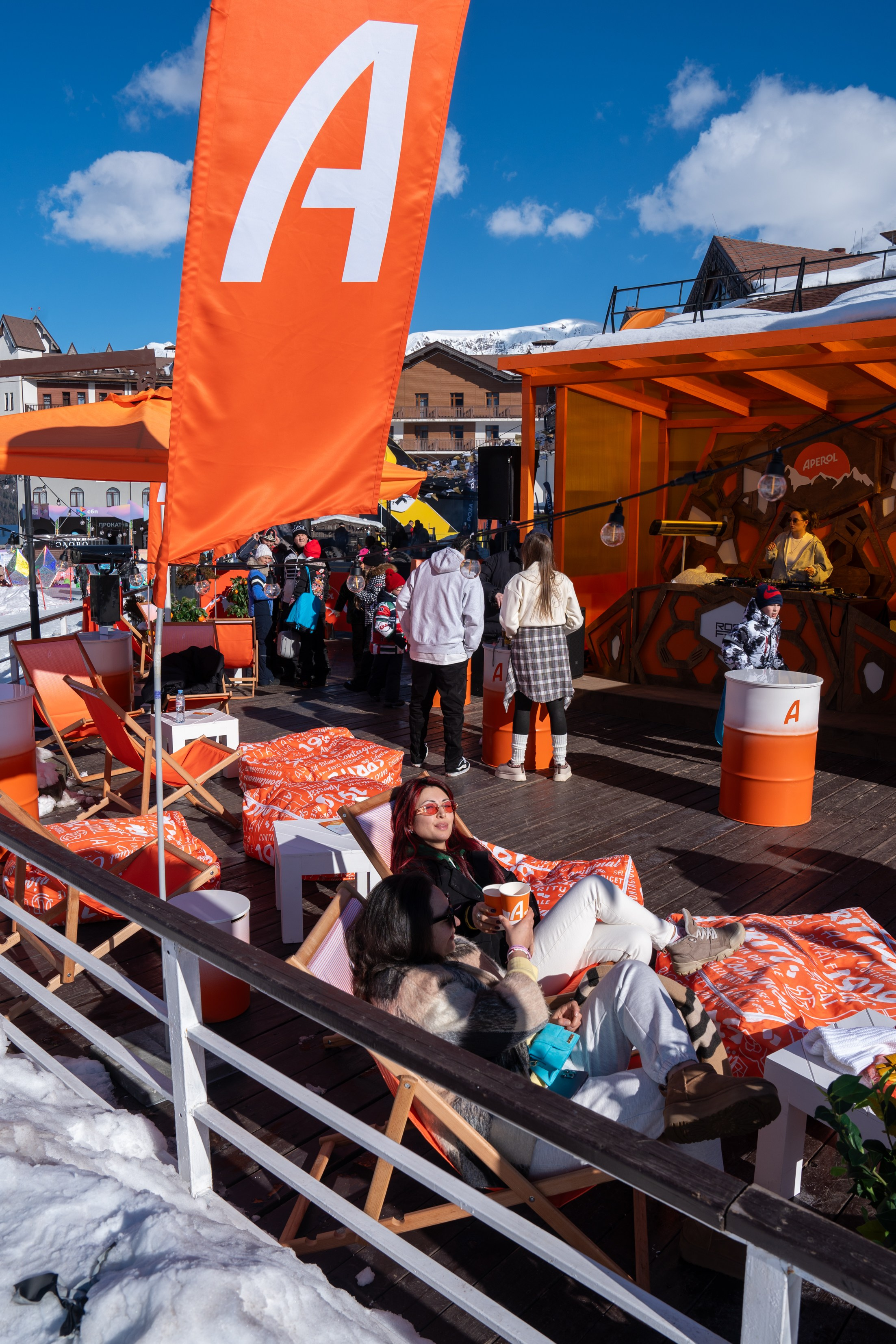 Фотоотчет партнерской интеграции Aperol Spritz на Роза Фест 2025. Репортажный фотограф в Красной Поляне и Сочи Павлюченко Екатерина