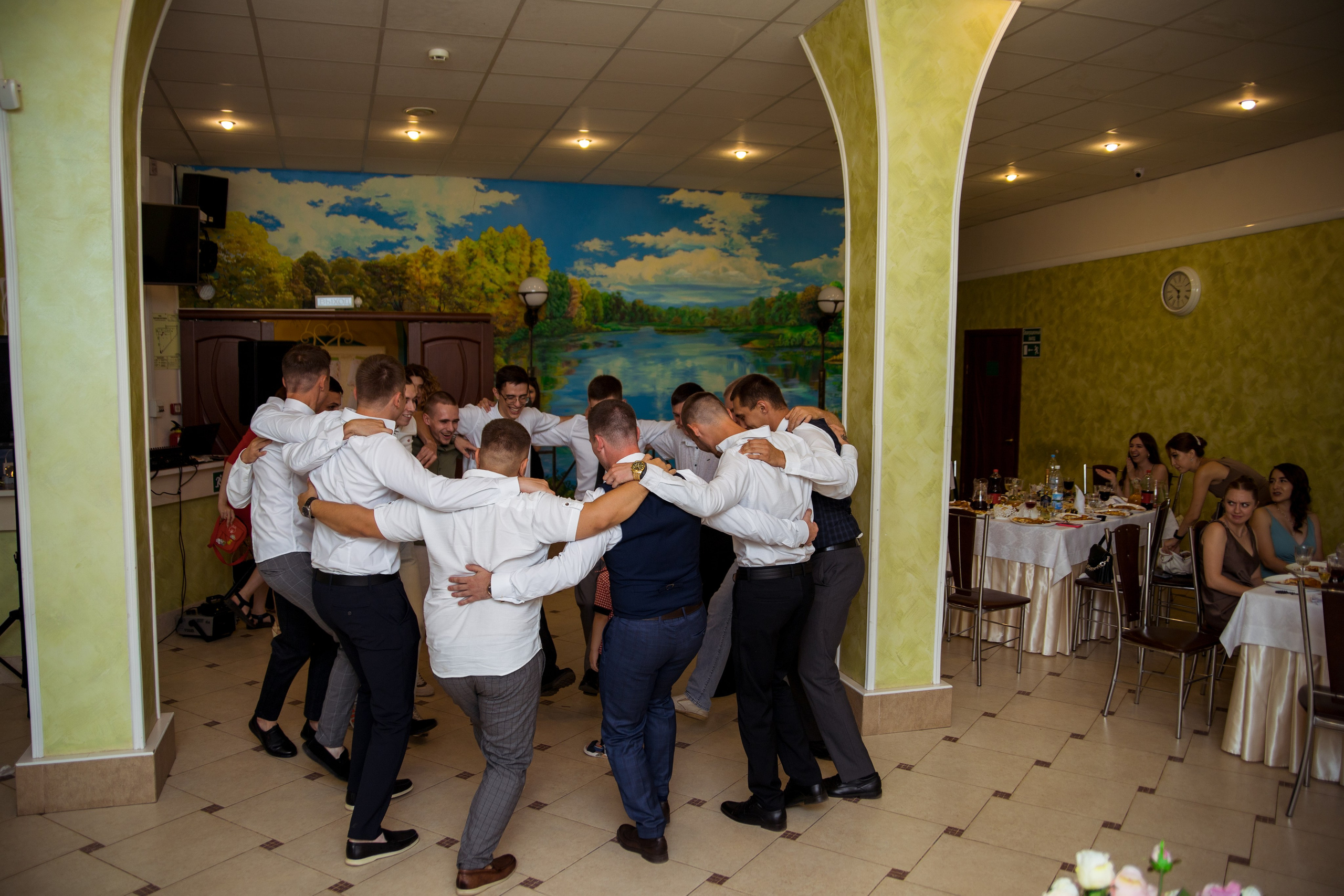 Даниил + Алина. Свадебный и семейный фотограф в Михайловке Полина Крипс