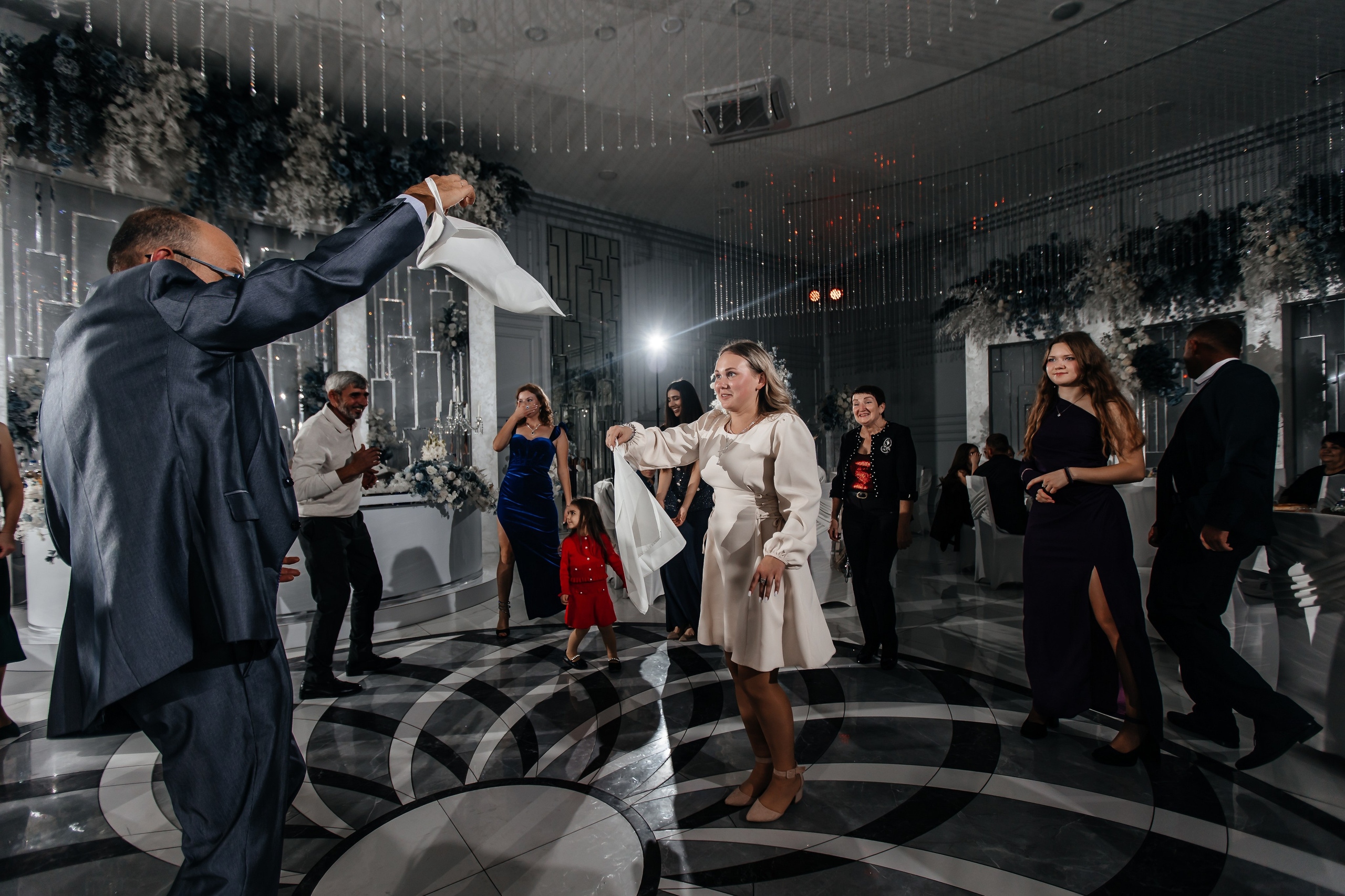 Анонс свадьбы Максима и Алены. Свадебный фотограф в Крыму и Севастополе Ольга Баскакова