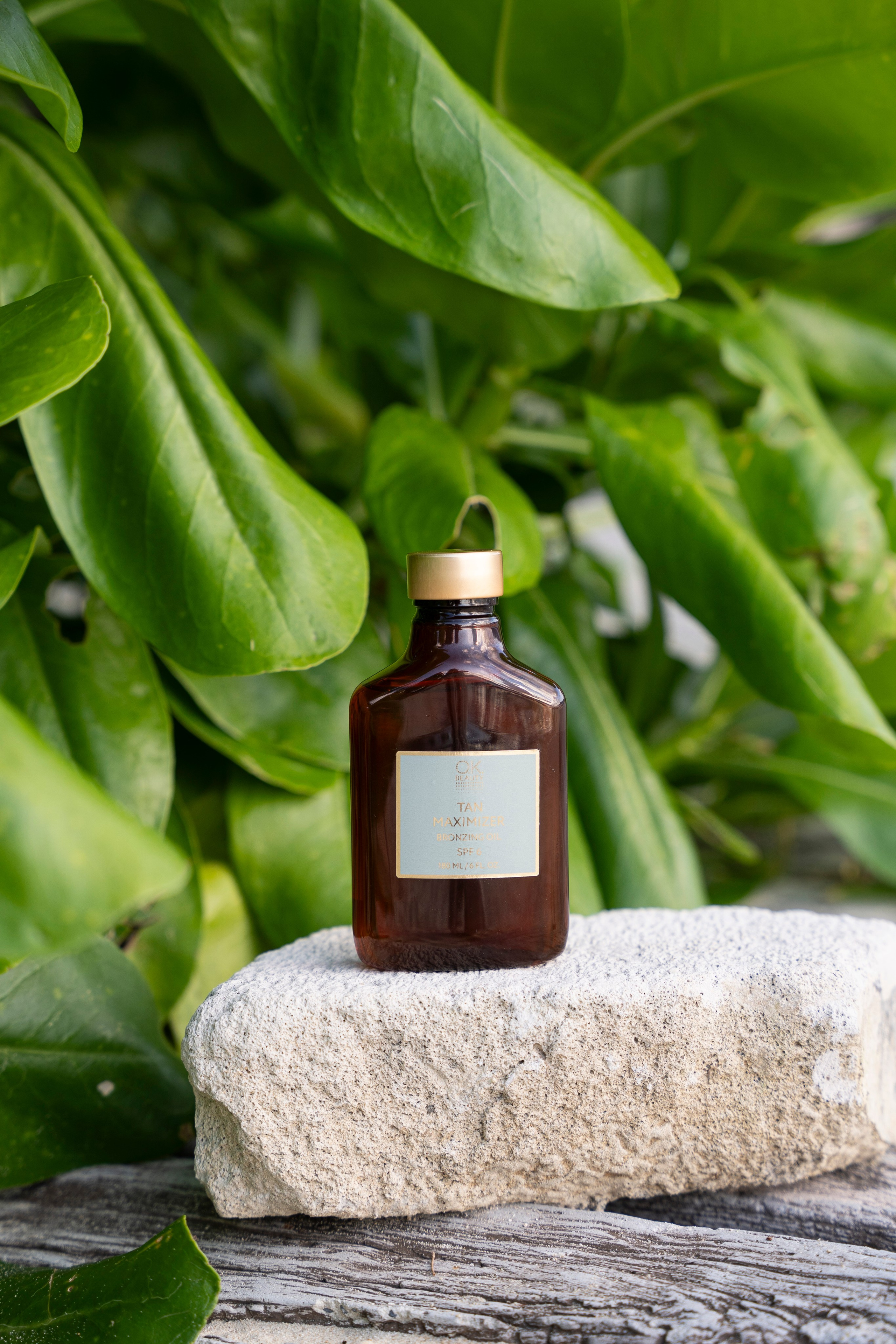 TAN SPF15. Brand designer | photographer | model