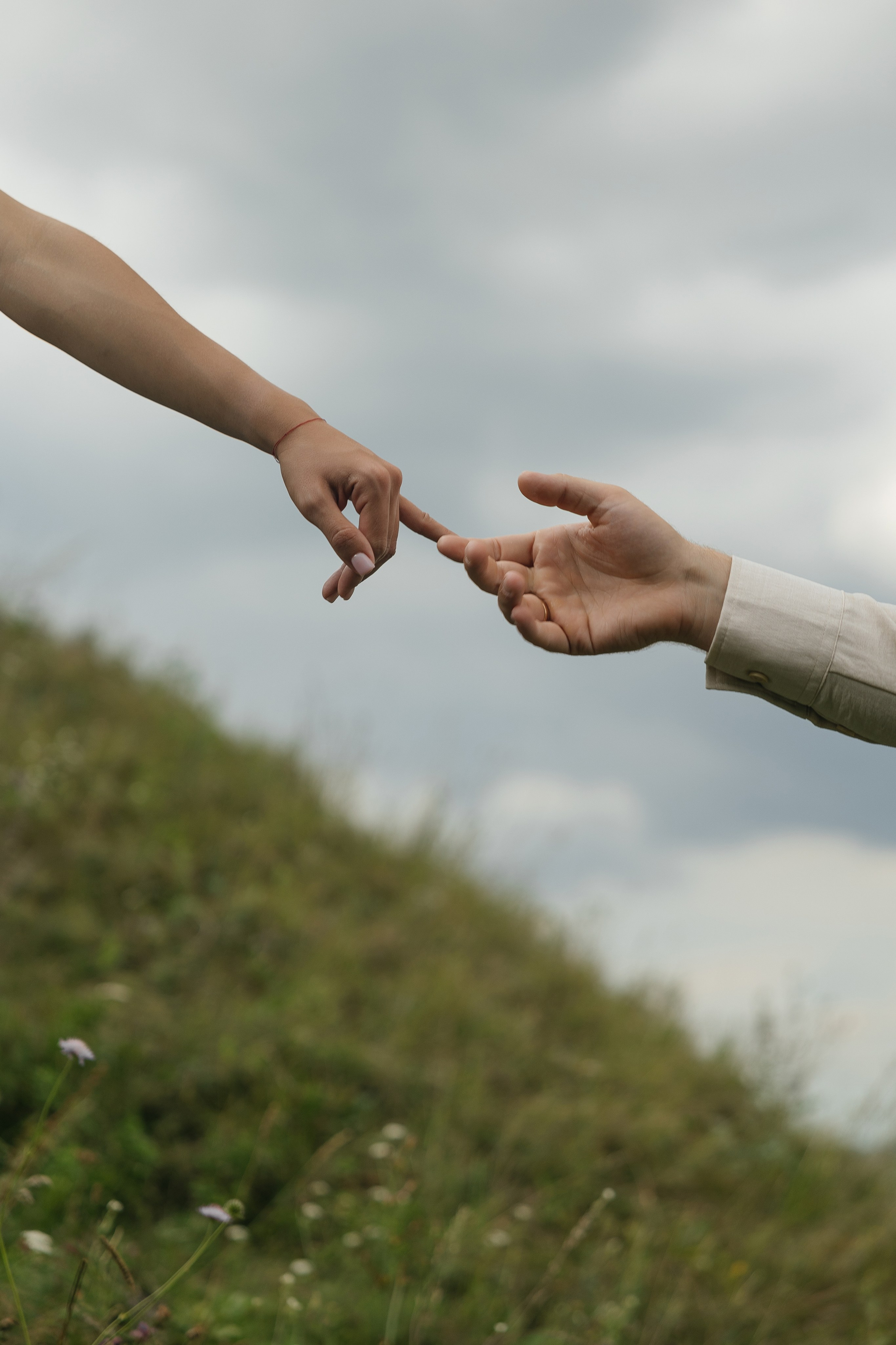 Rain falls down. Главная