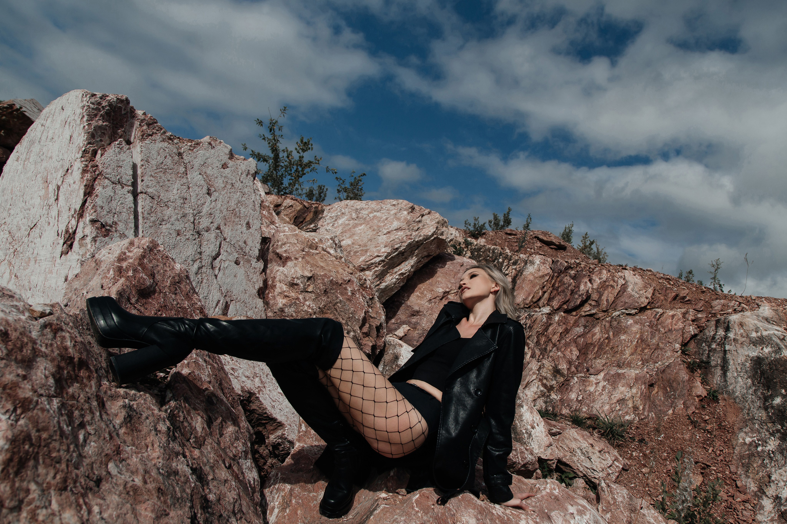 ФОТОСЕССИЯ КО ДНЮ РОЖДЕНИЯ НА МРАМОРНОМ КАРЬЕРЕ. Фотограф в Киселёвске Татьяна Трухалева