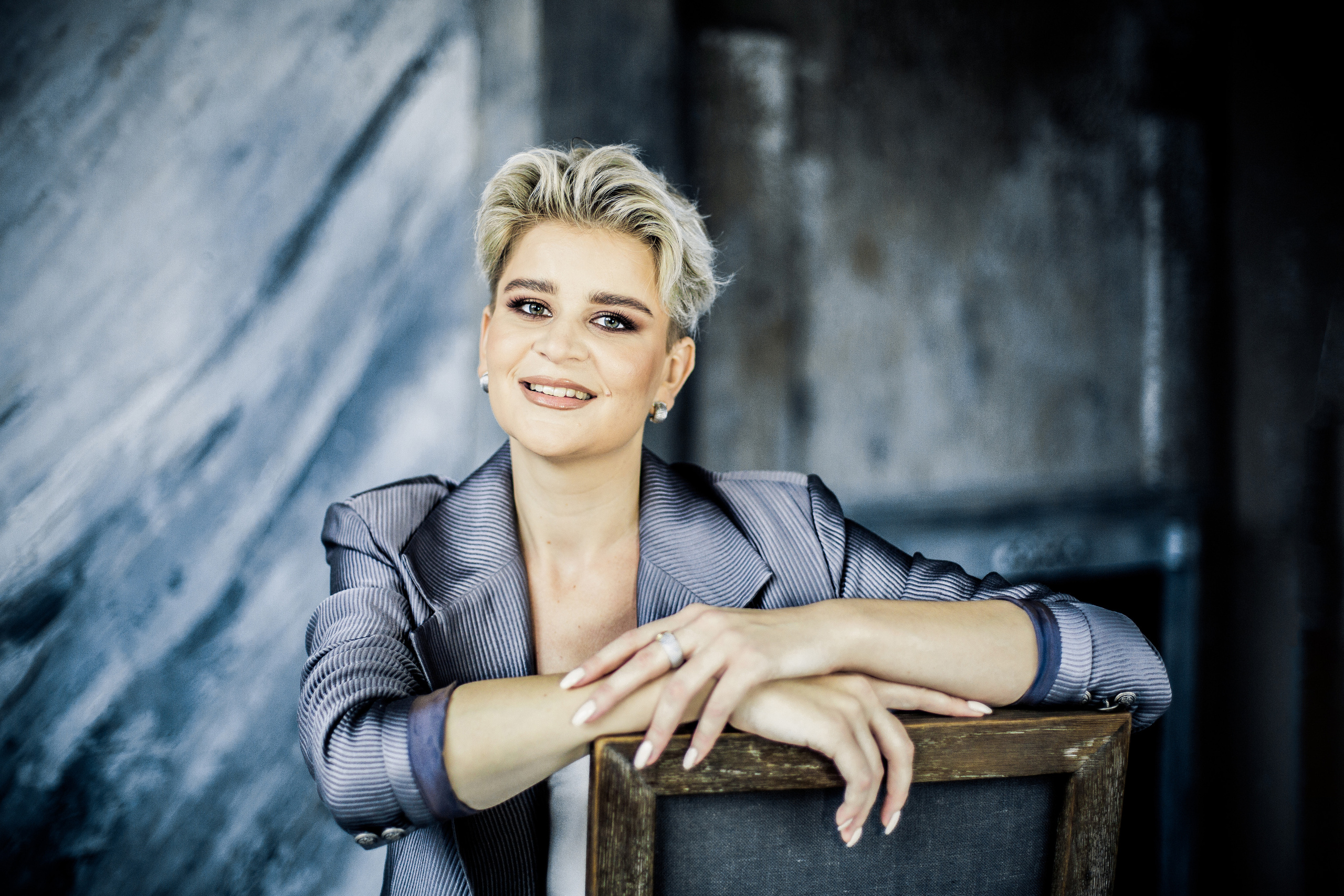 Портретная женская фотосессия в студии Москва. Детский, свадебный и семейный фотограф Юлия Курбатова, Санкт-Петербург