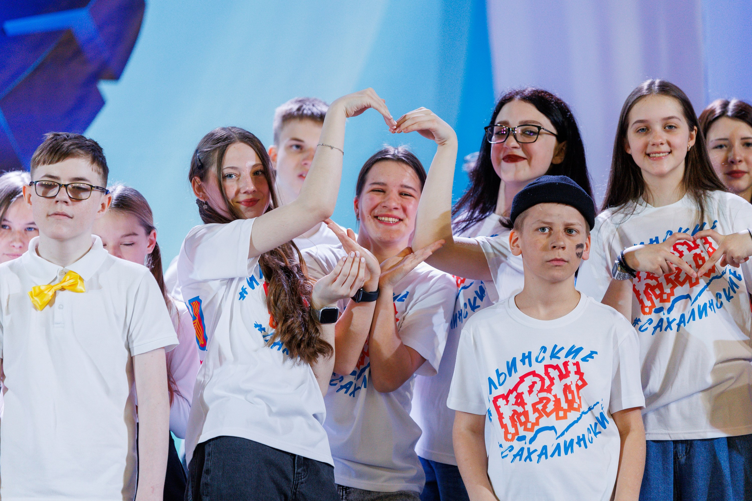 Школьный КВН в Томари. Свадебный, семейный и репортажный фотограф в Южно-Сахалинске Артур Петросян