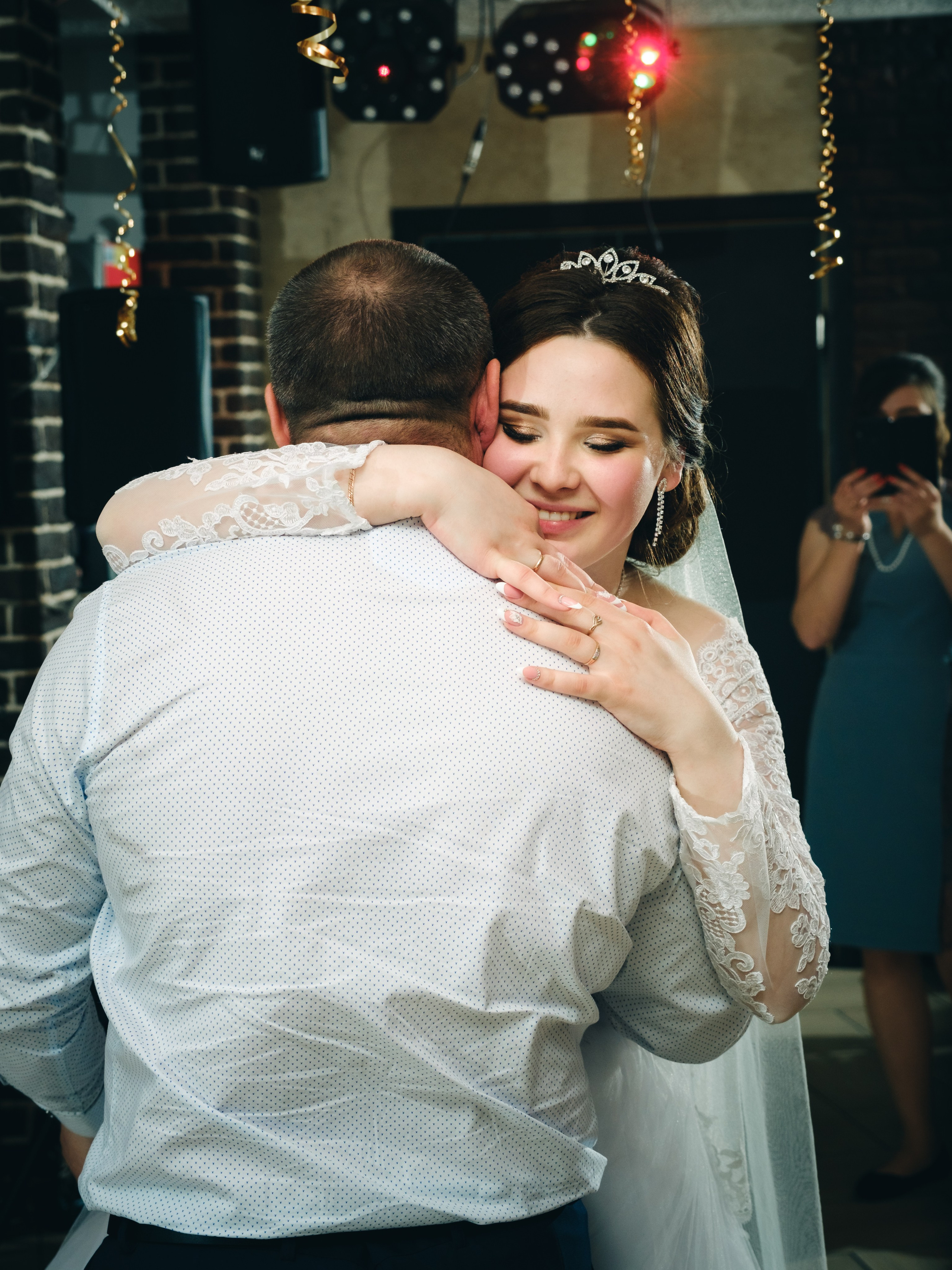 Вадим и Ангелина свадебная фотосессия и банкет. Свадебный и семейный фотограф в г. Волхов Алексей Кочерыжкин