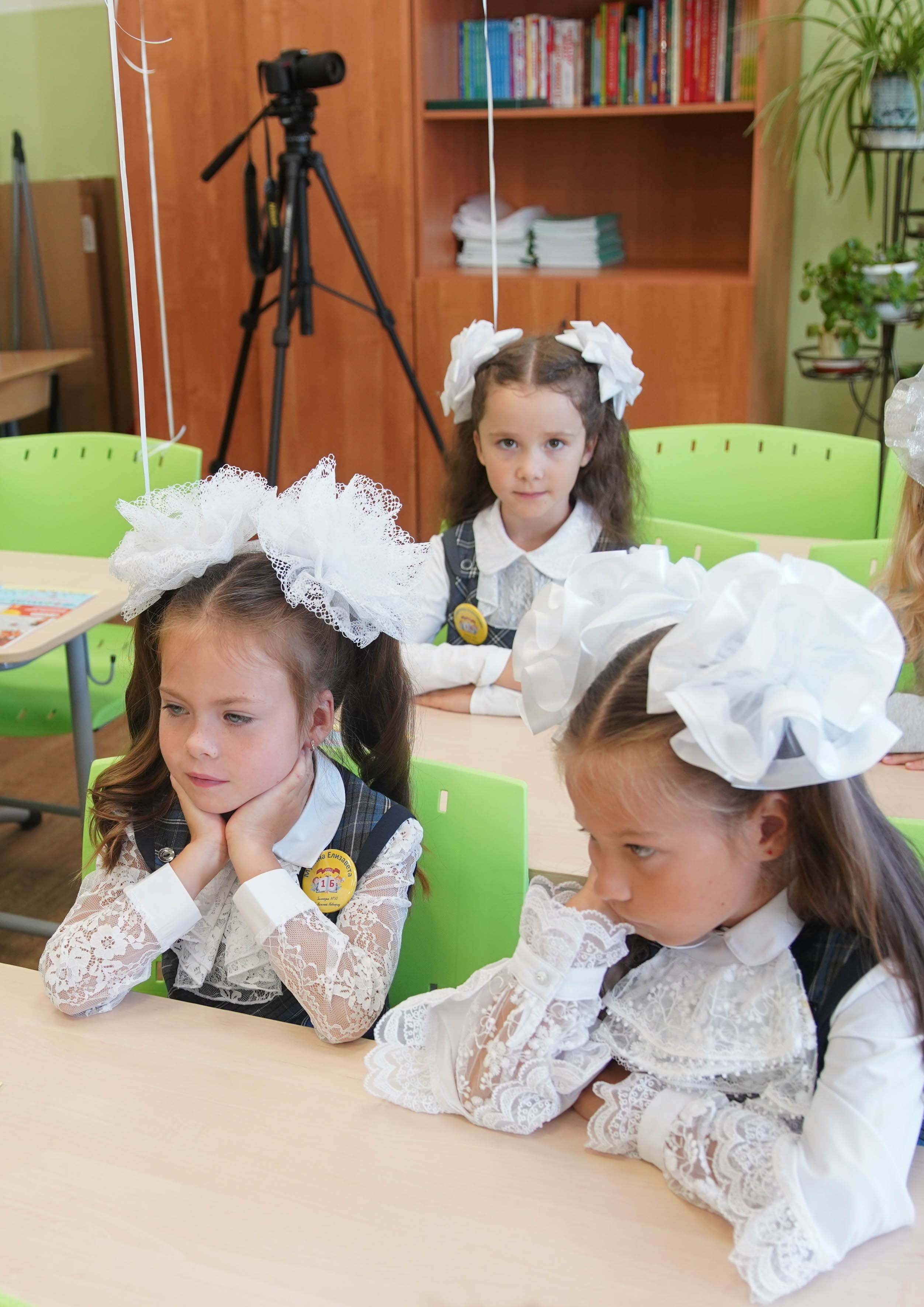 Первый класс линейка, в классе, портреты. Семейный и детский фотограф в Нижнем Новгороде