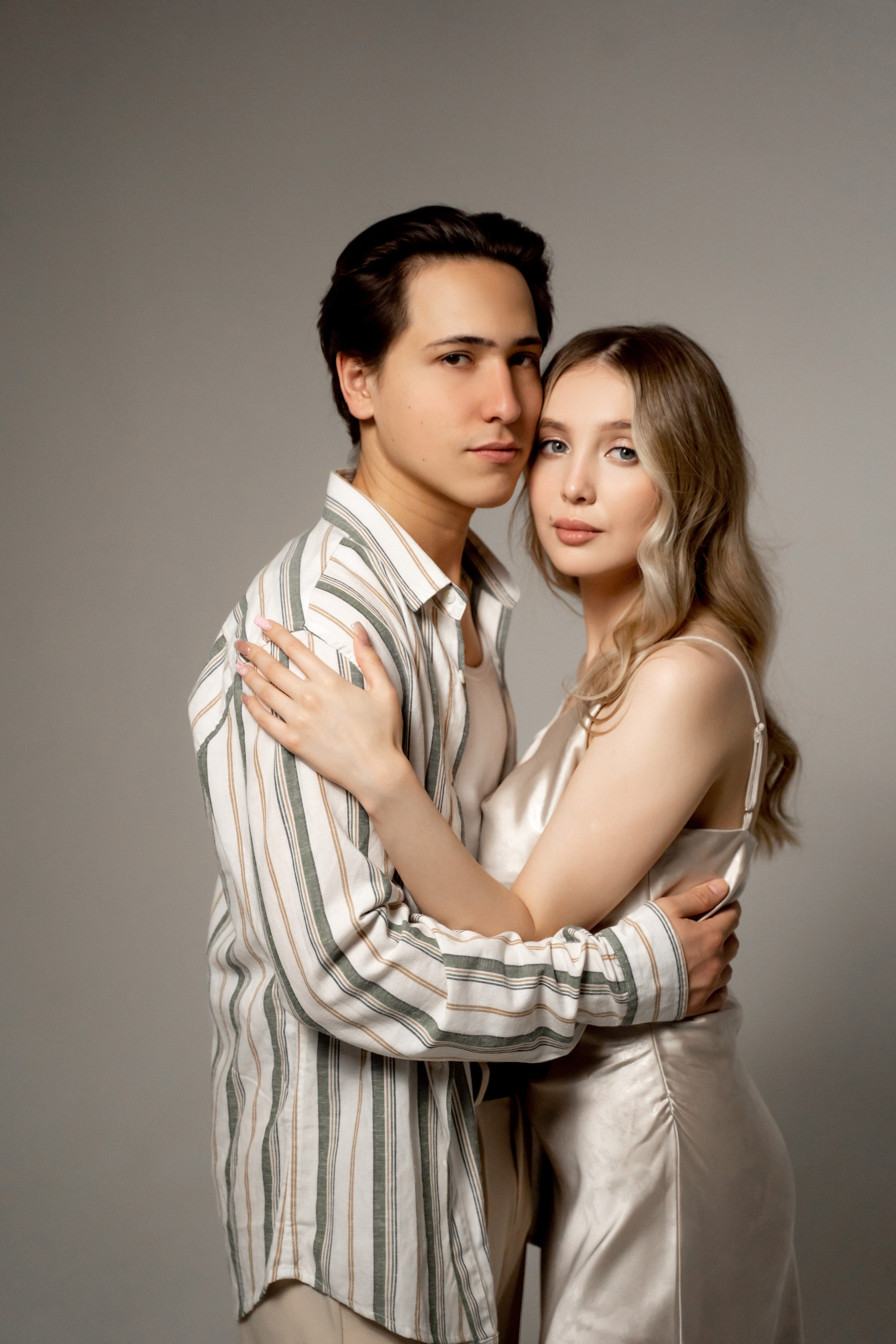 Пара в студии