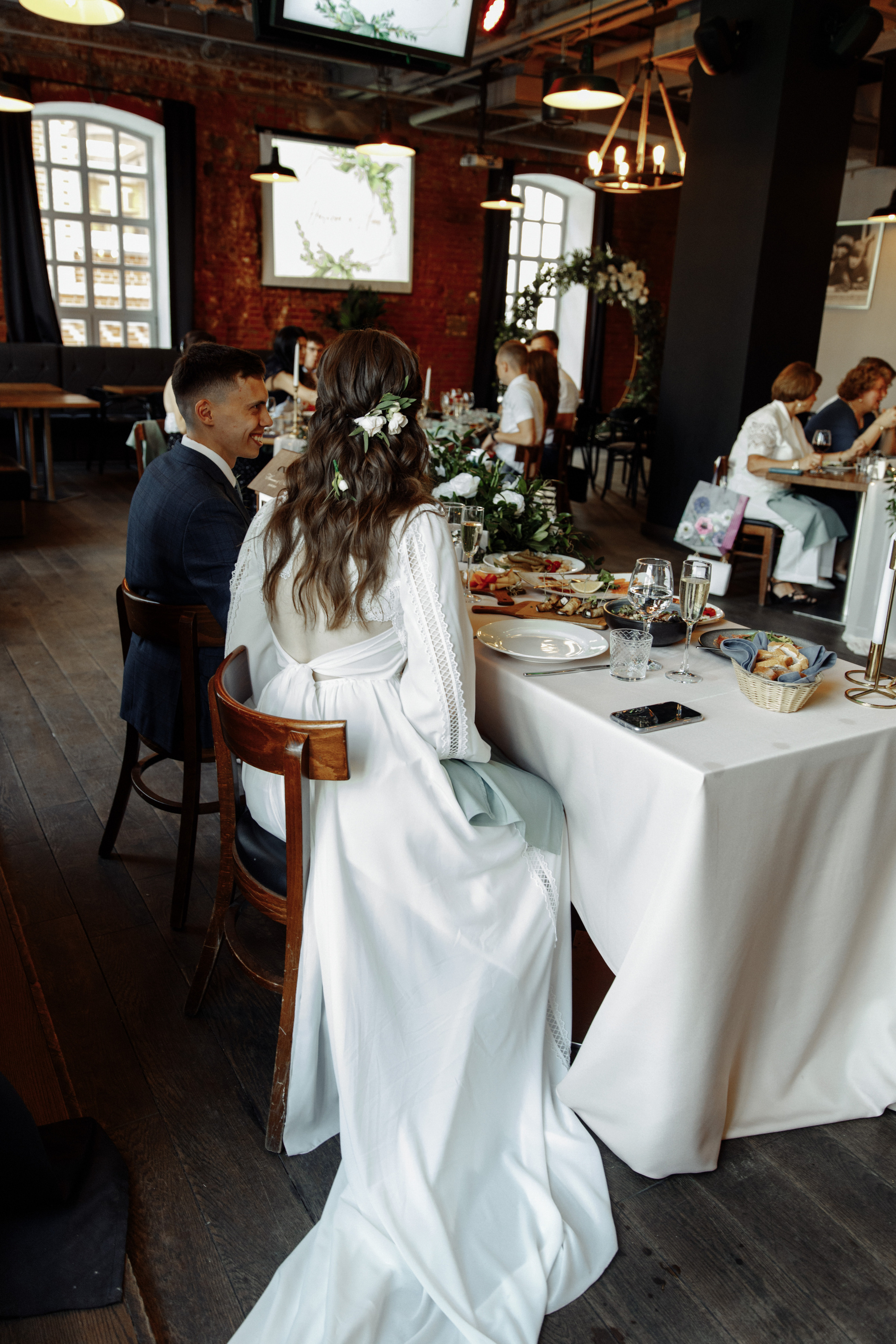 Анна и Николай. Катя Завьялова