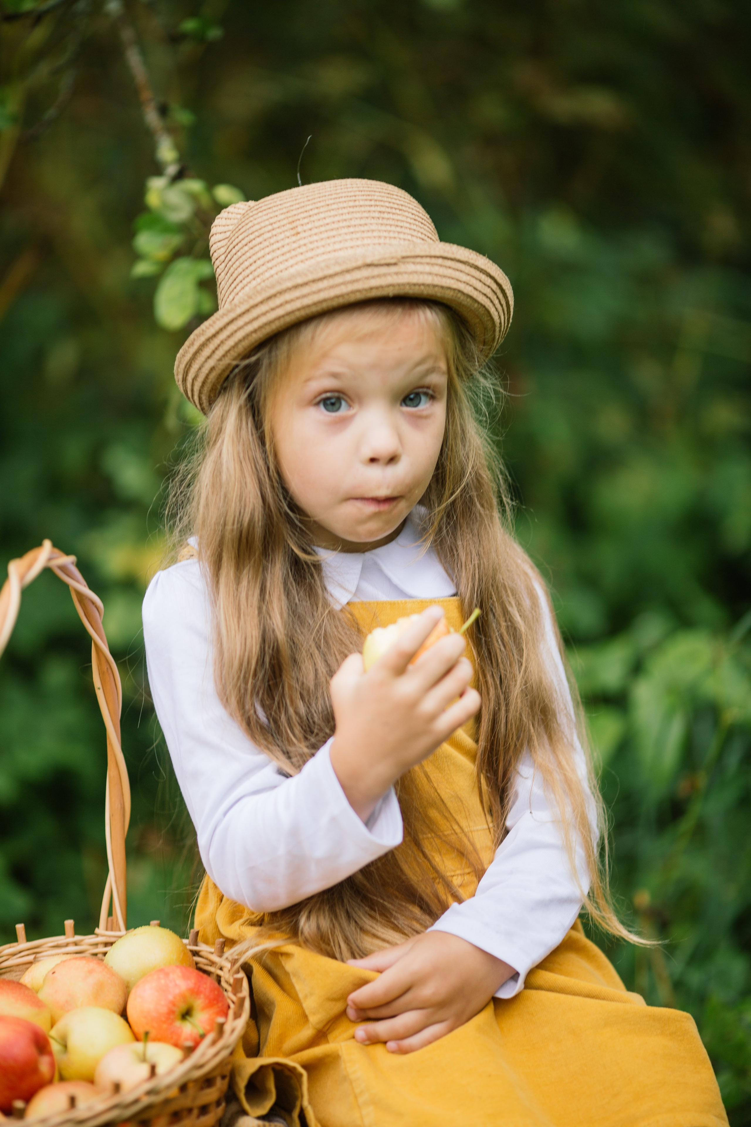 Яблочный фотодень. Семейный фотограф Толстикова Кристина