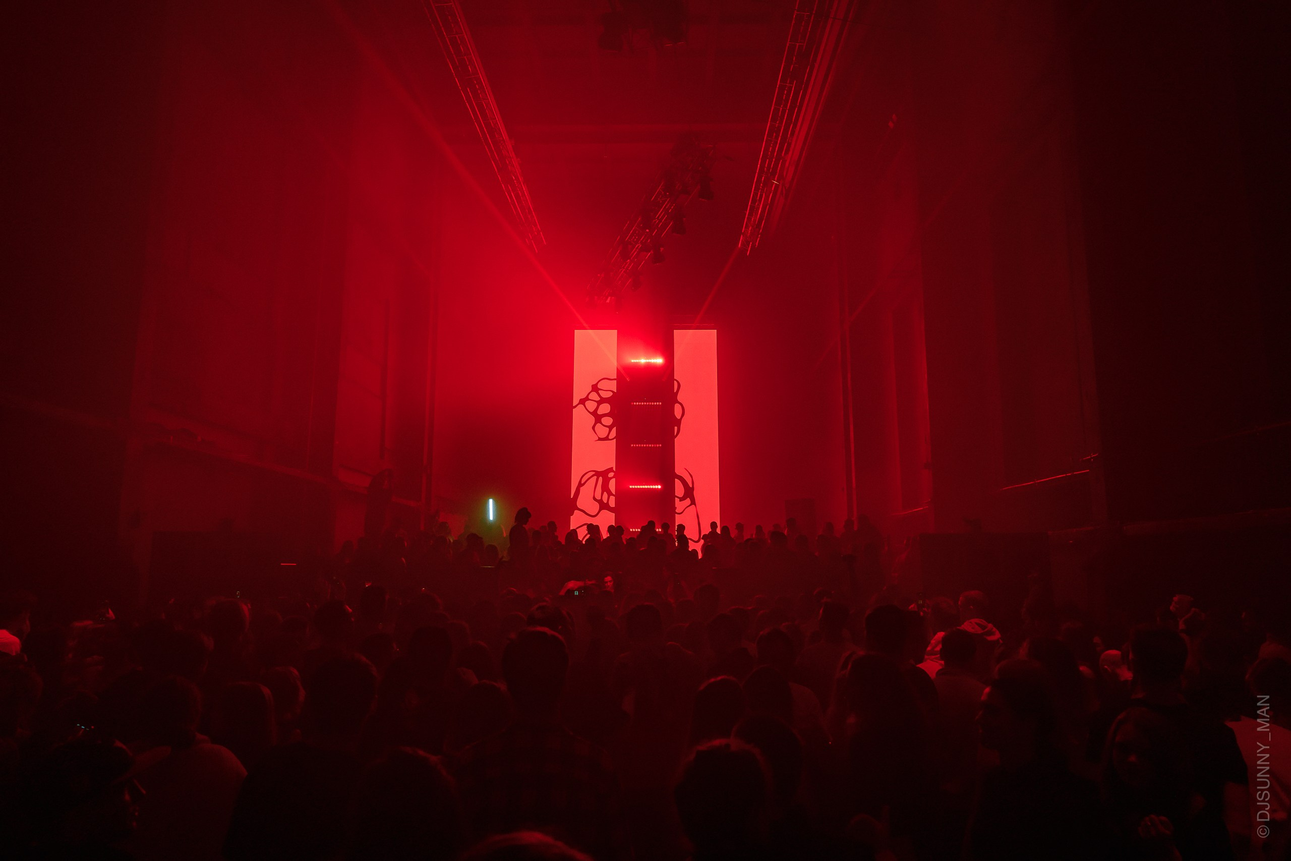 Metro Gorkovskaya ЦЕХ. Sunnyman