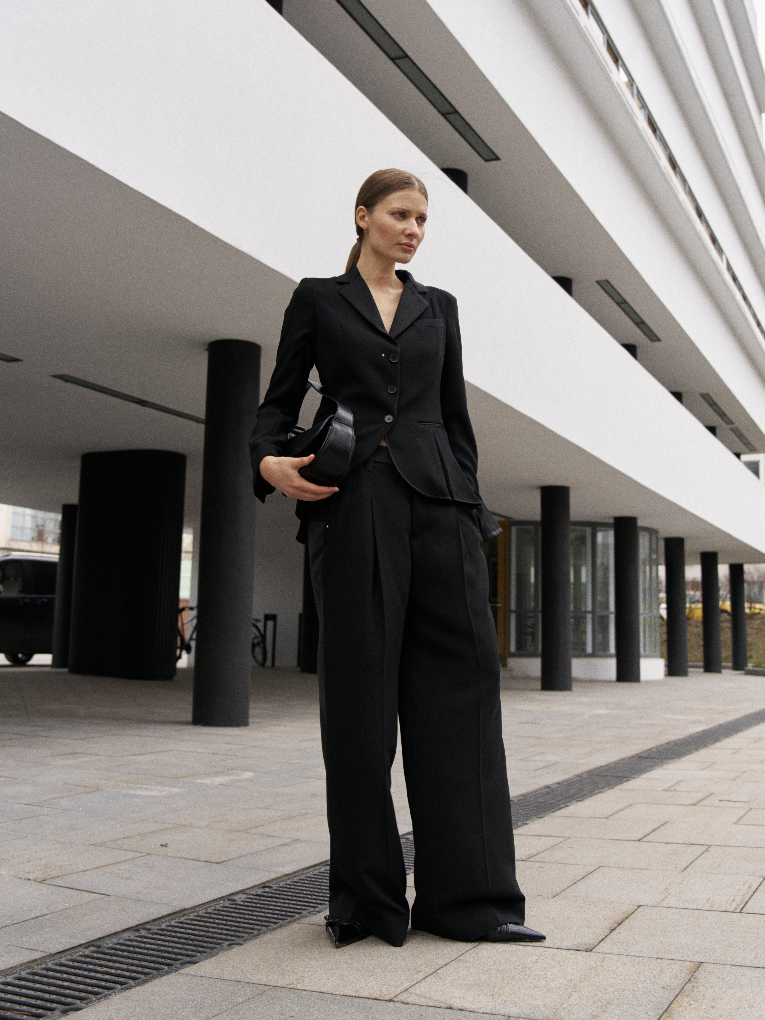 HIGHT. Фотограф для брендов одежды и маркетплейсов в Москве Рита Винтер