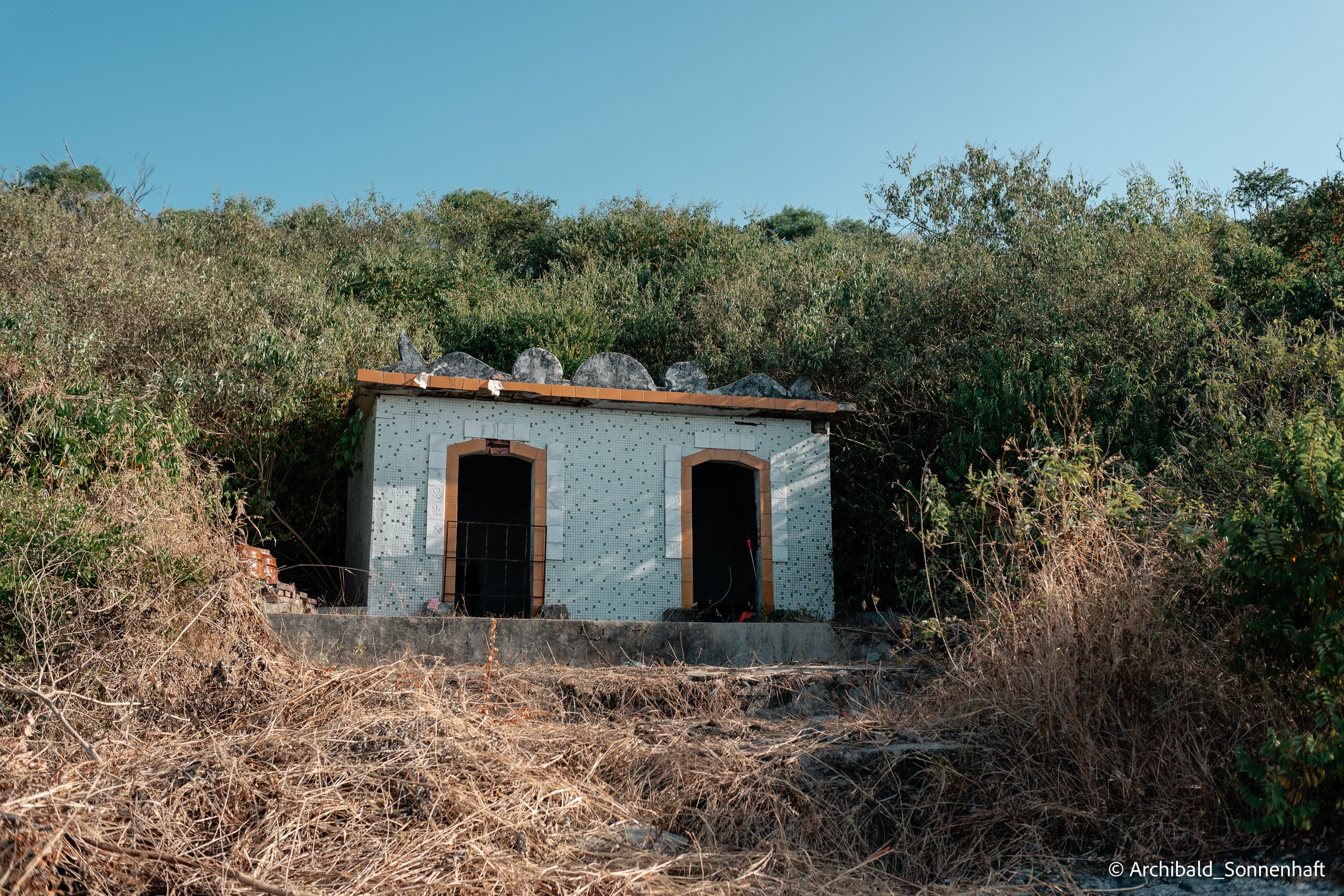 Kayaking in Huizhou, China. Photographer in Guangzhou, China. Archibald Sonnenhaft