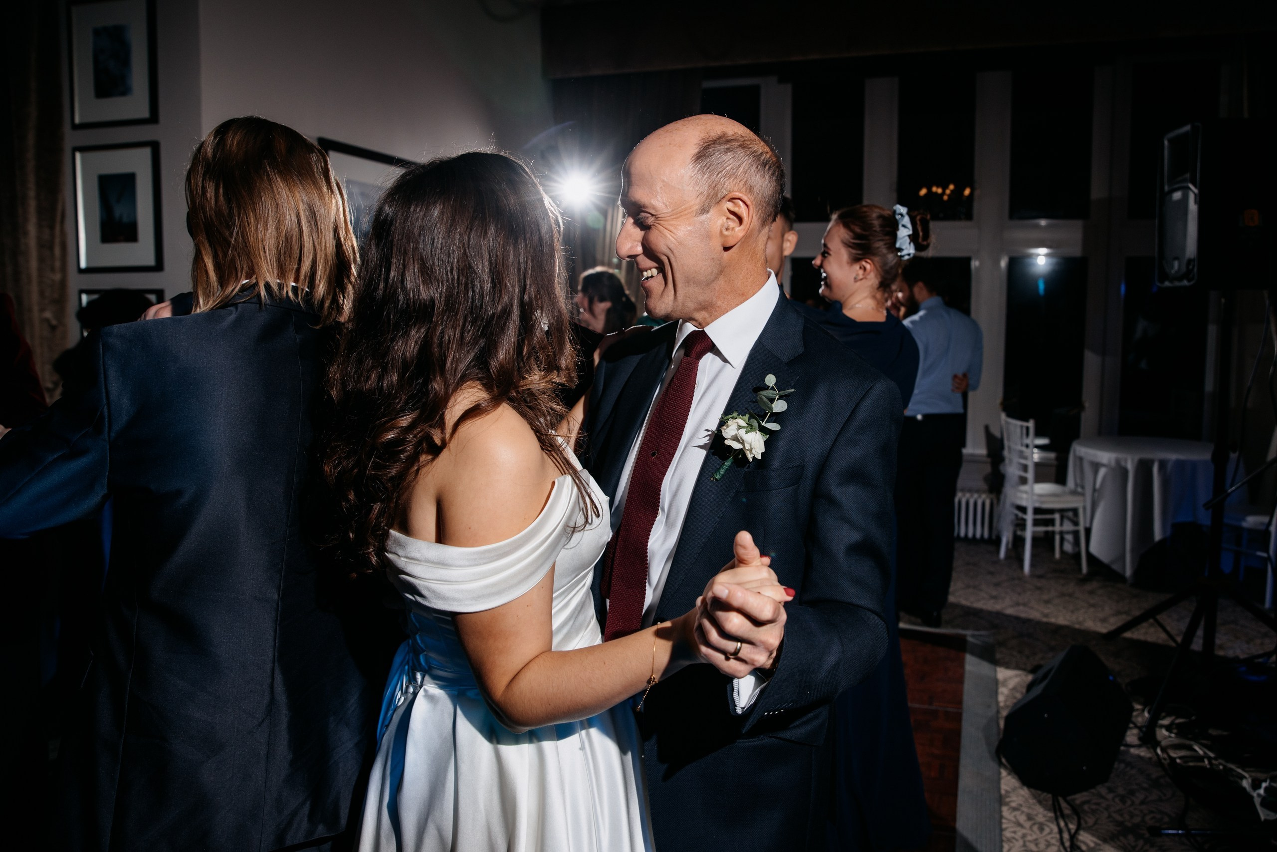 Hartsfield Manor Wedding. Moments Catchers — Wedding Photography & Video Duo in London