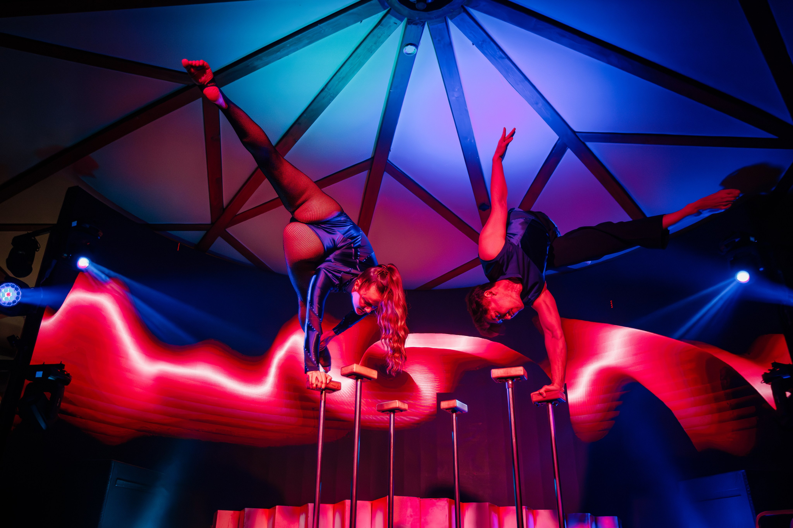 Городской корпоратив в PTIZZA_Ялта_29.12.2025. Аминов Руслан | Фотограф