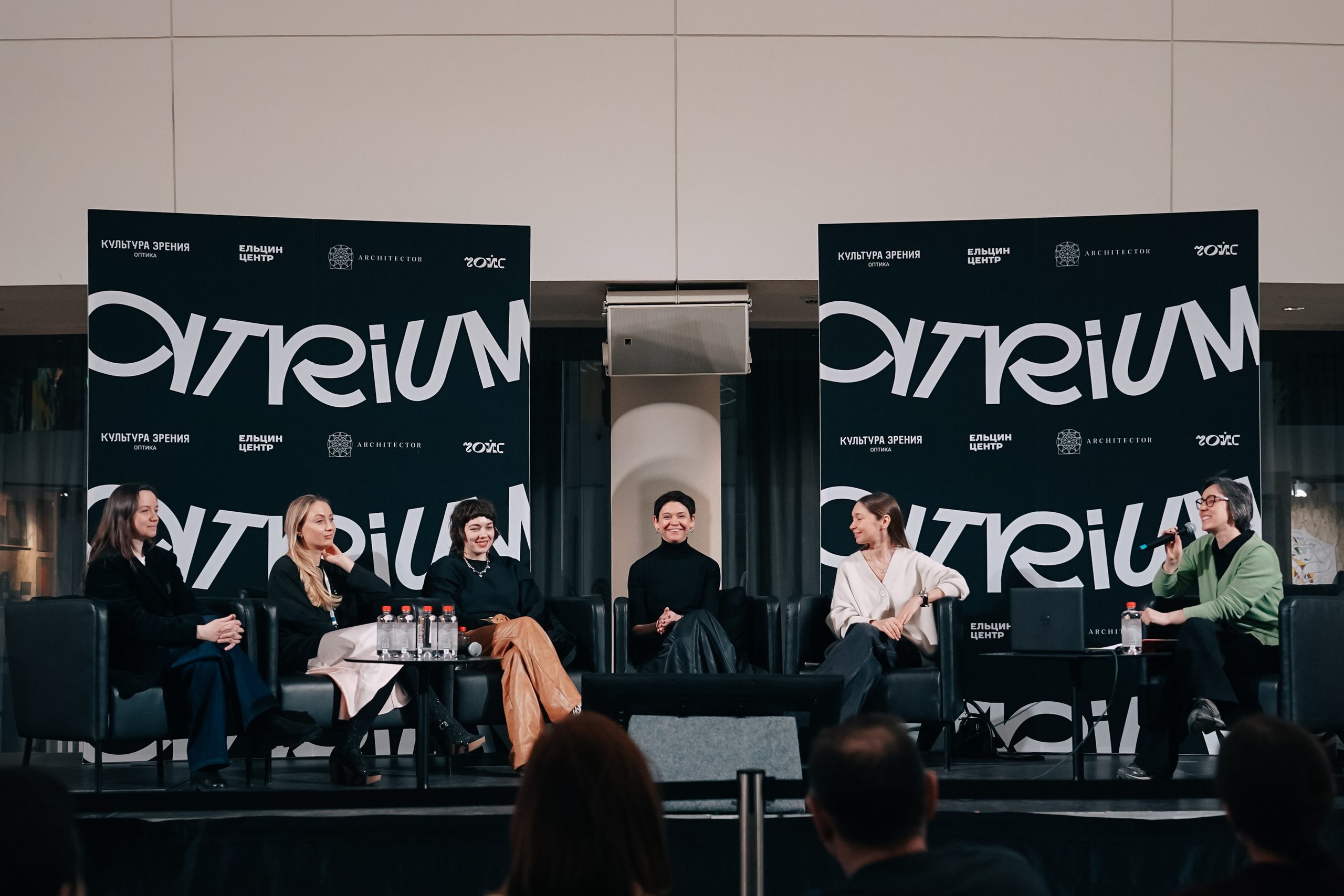 ATRIUM ярмарка. Artist Anna Snegina Художница Анна Снегина