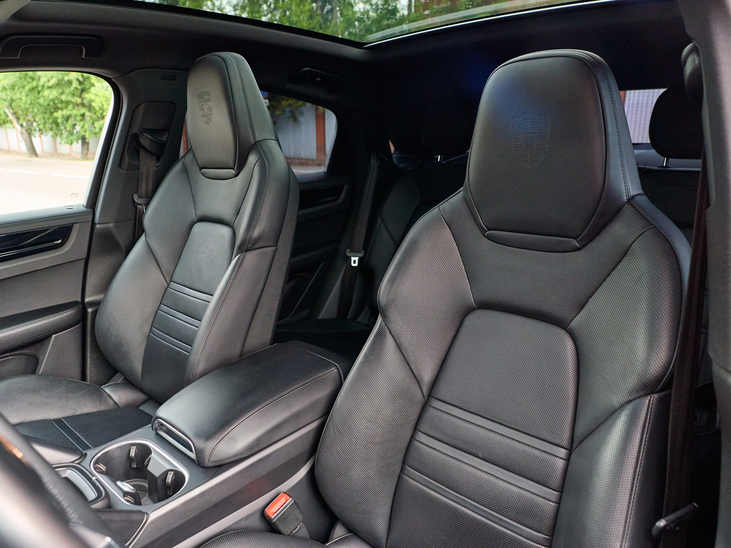 Porsche Cayenne. IDeAI studio