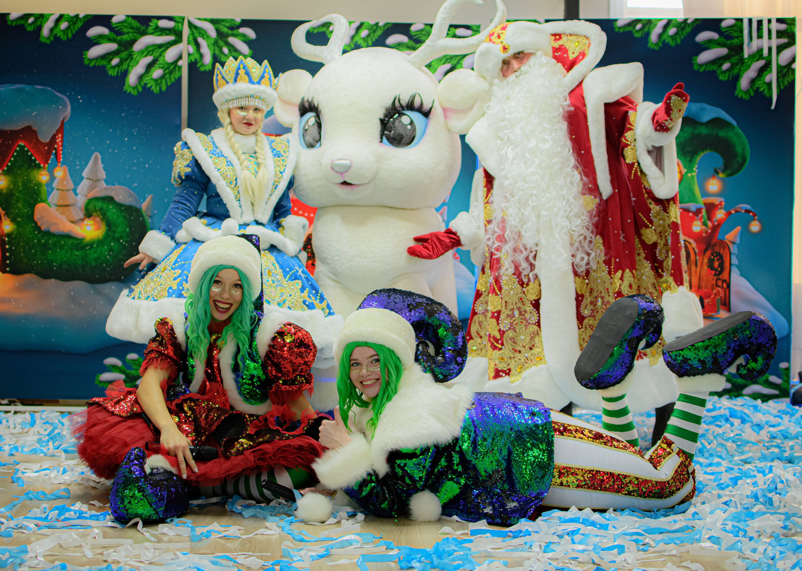 HAPPY NEW YEAR. Photokarish