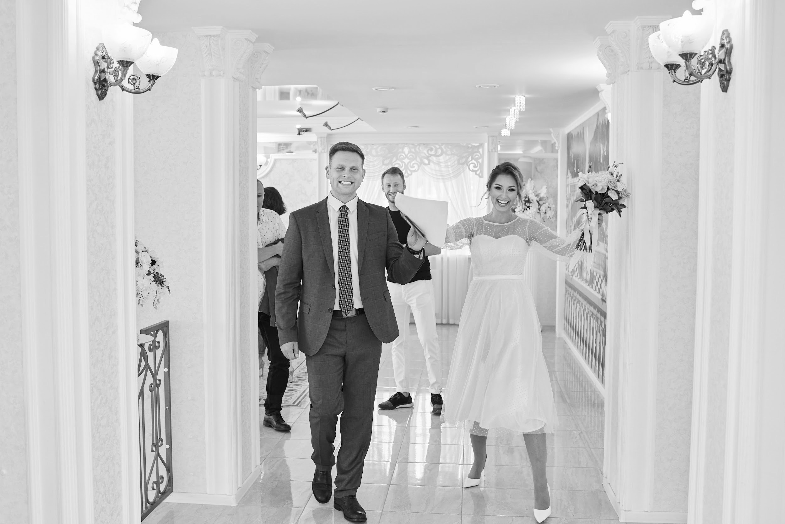 Свадебная фотосъемка в Петергофе. Свадебный фотограф в Санкт-Петербурге Петергофе Пушкине Саша Галлс / Александр Галлс