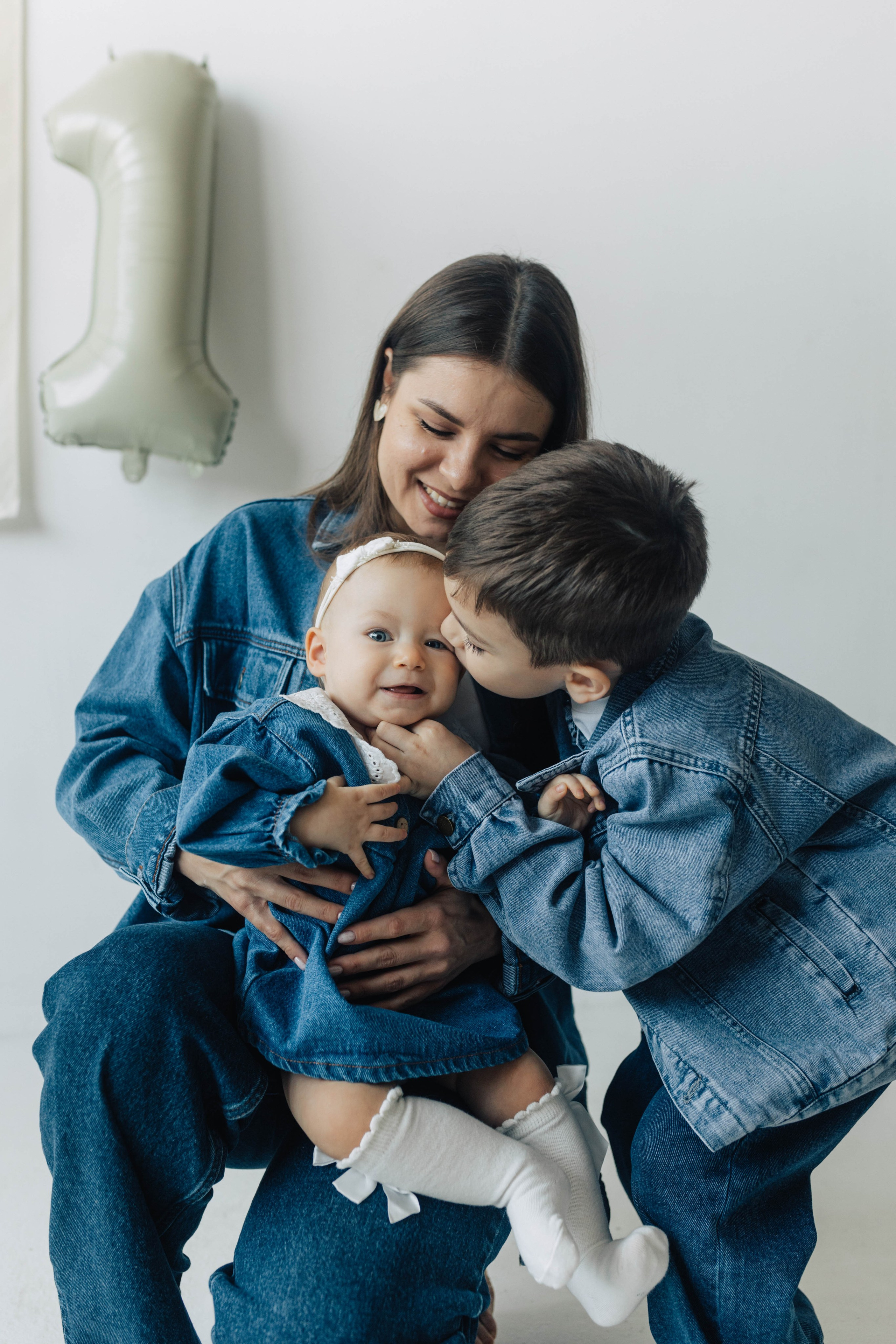 Семейные фото на годиках. Фотограф новорожденных Серпухов, Протвино, Москва I Марина Бурмистрова