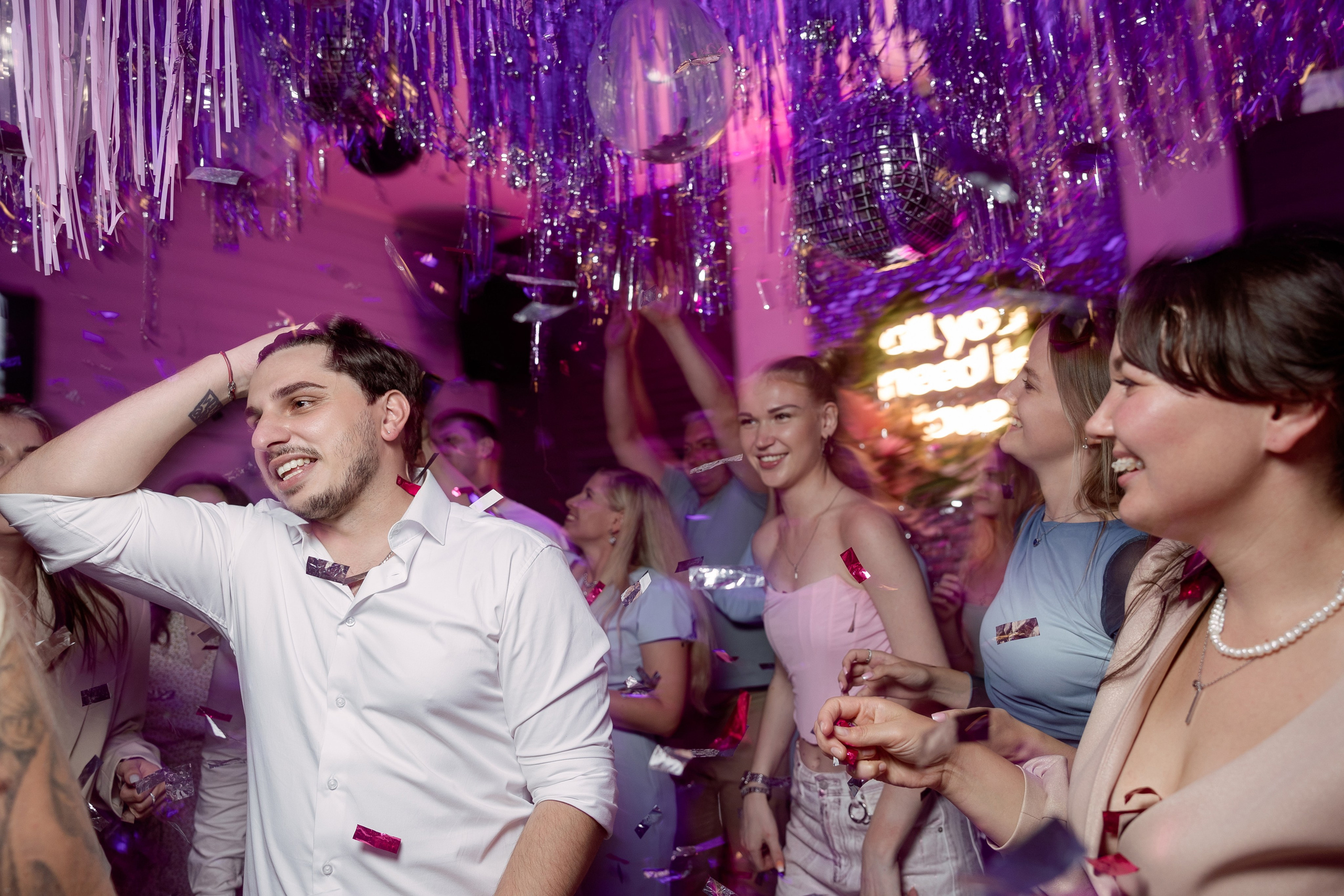 Свадебная вечеринка. Репортаж. Свадебный фотограф в Санкт-Петербурге Павел Резниченко