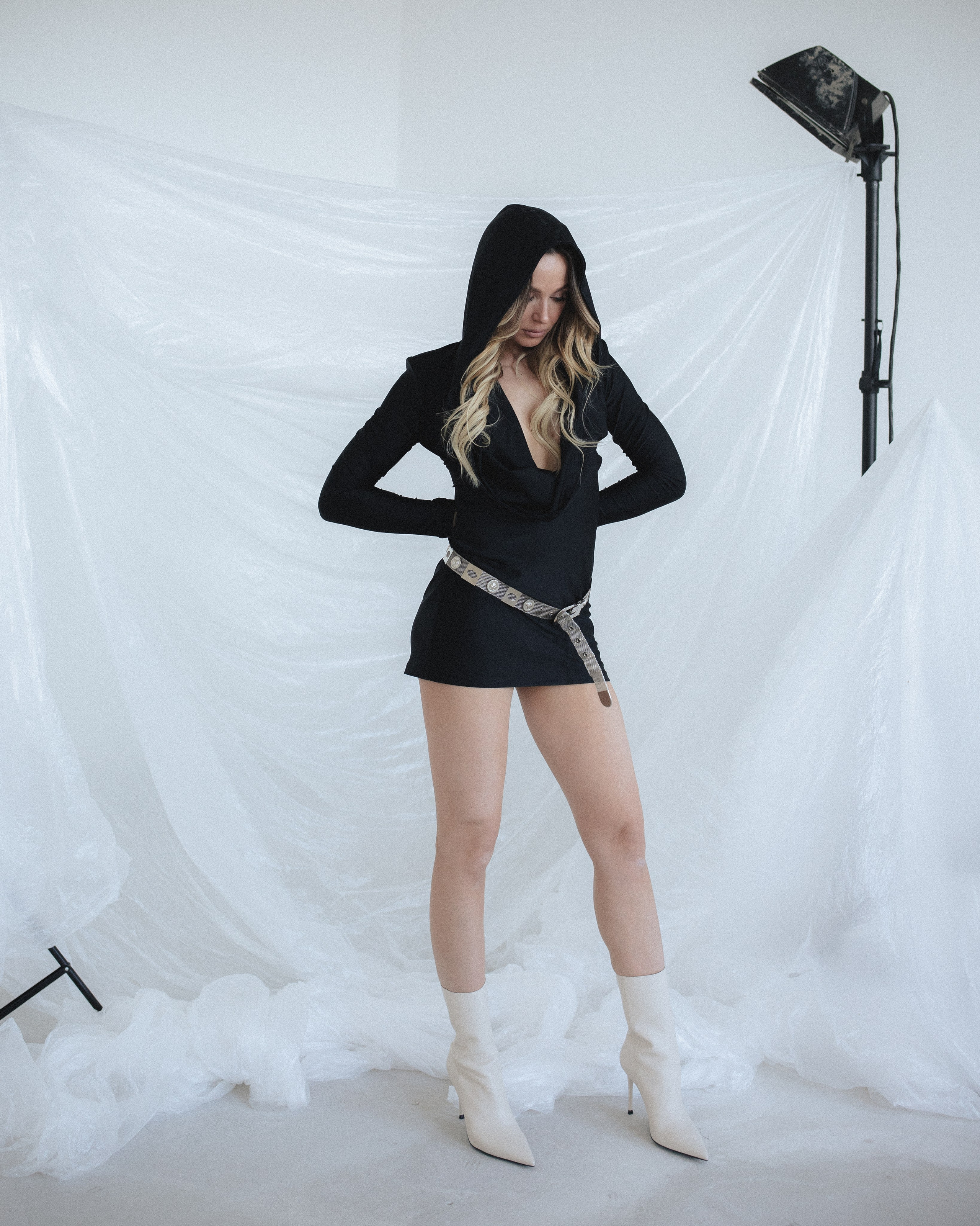 Monreve. Фотограф в Москве и Сургуте Алла Лесовая. Снимаю каталог для брендов и индивидуальные портреты для людей