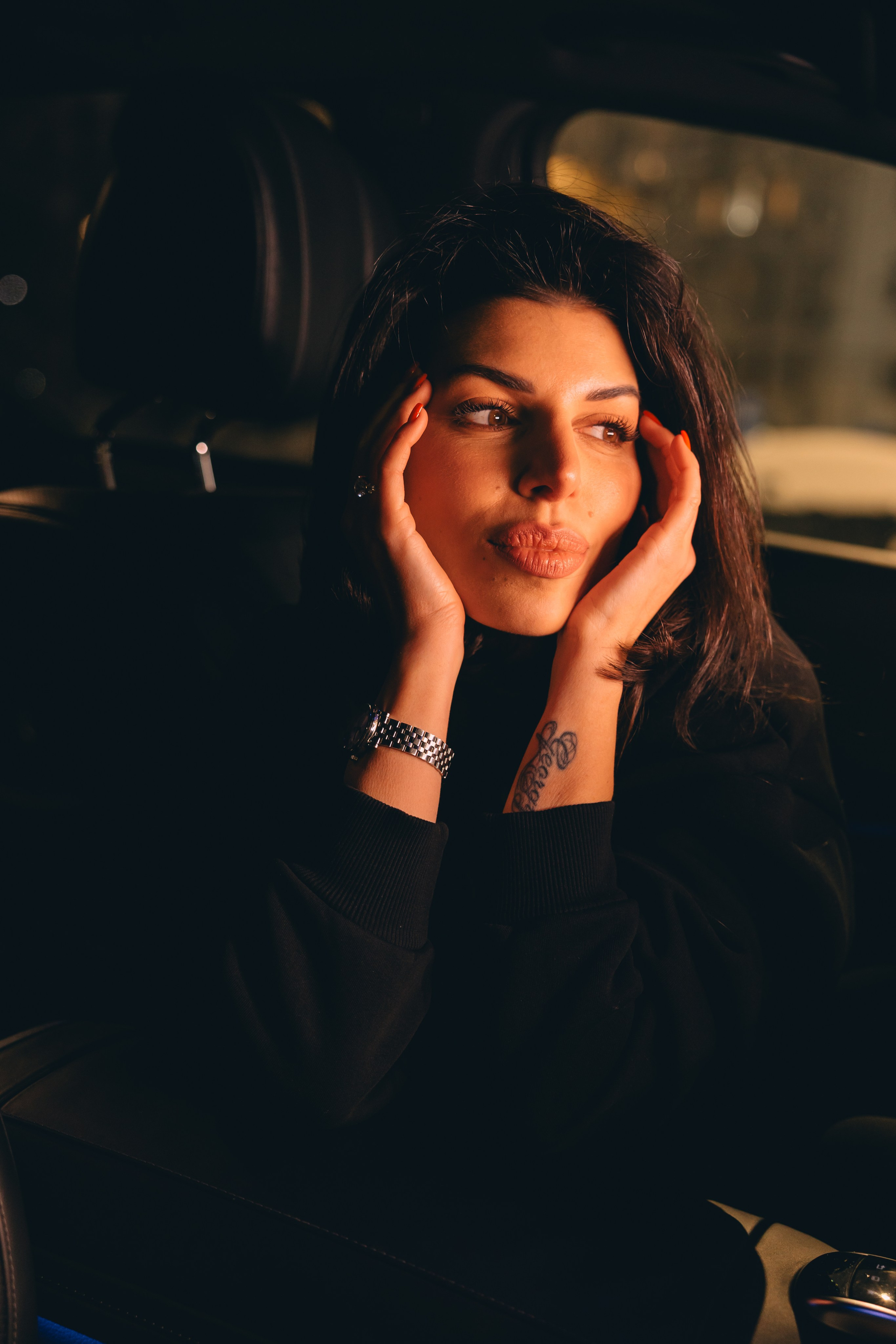 МАРИНА. Я фотограф из Москвы к Вашим услугам