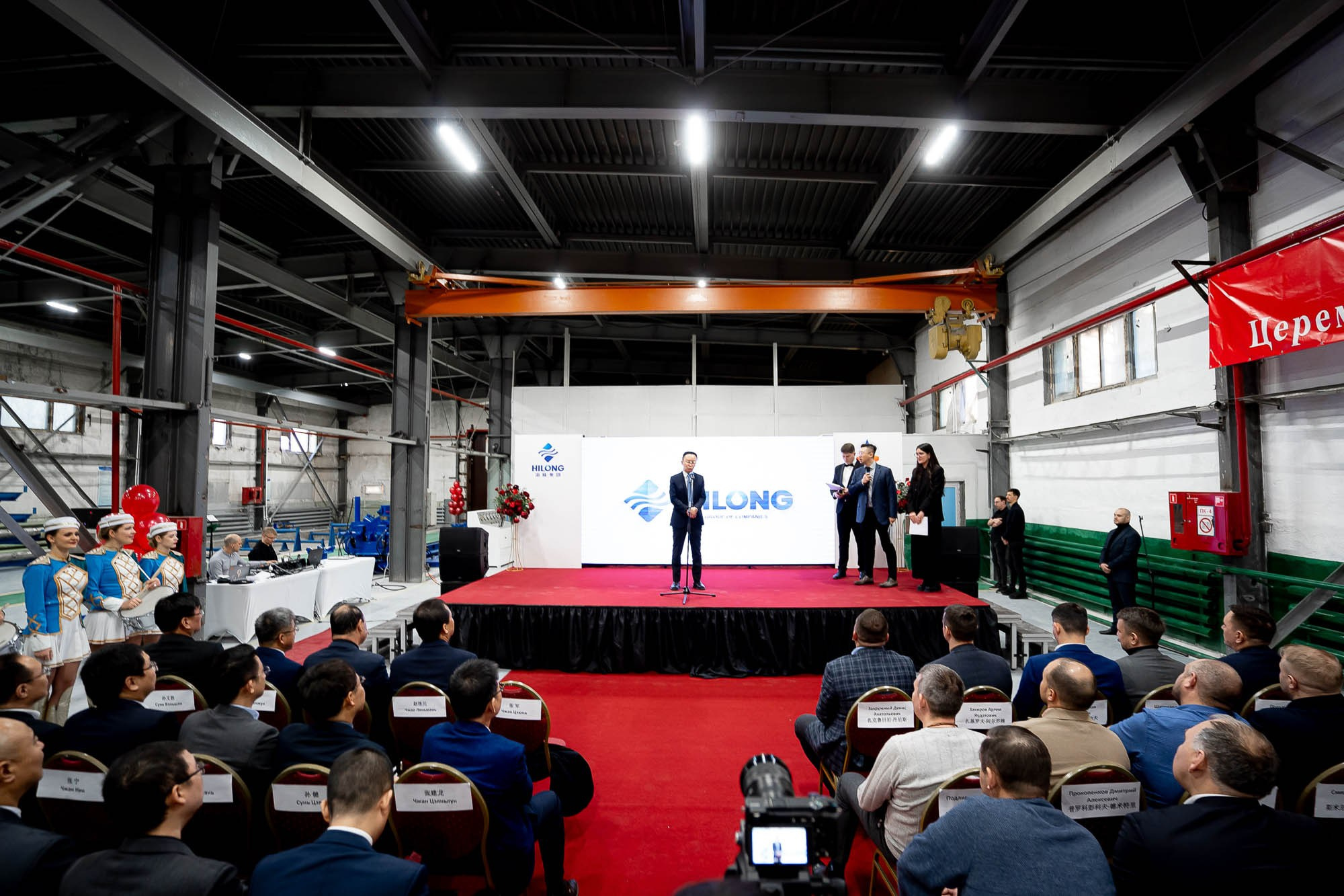 Открытие сервисного центра HILONG. Сергей Кошкин. Репортажная и ивент-фотография в Сургуте