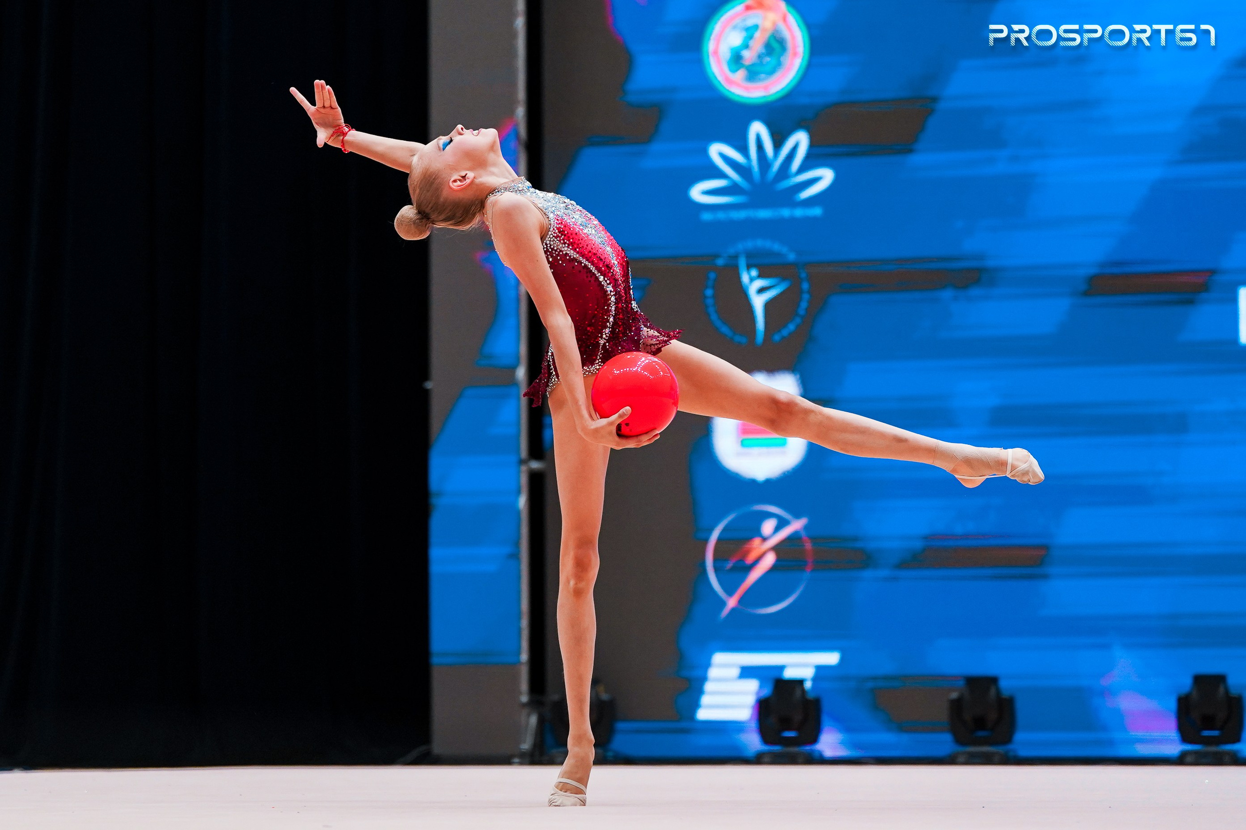 Кира Бабкевич. Хрустальная роза 2025 г.Минск. Спортивный фотограф Олег Медведев | prosport67 | Смоленск