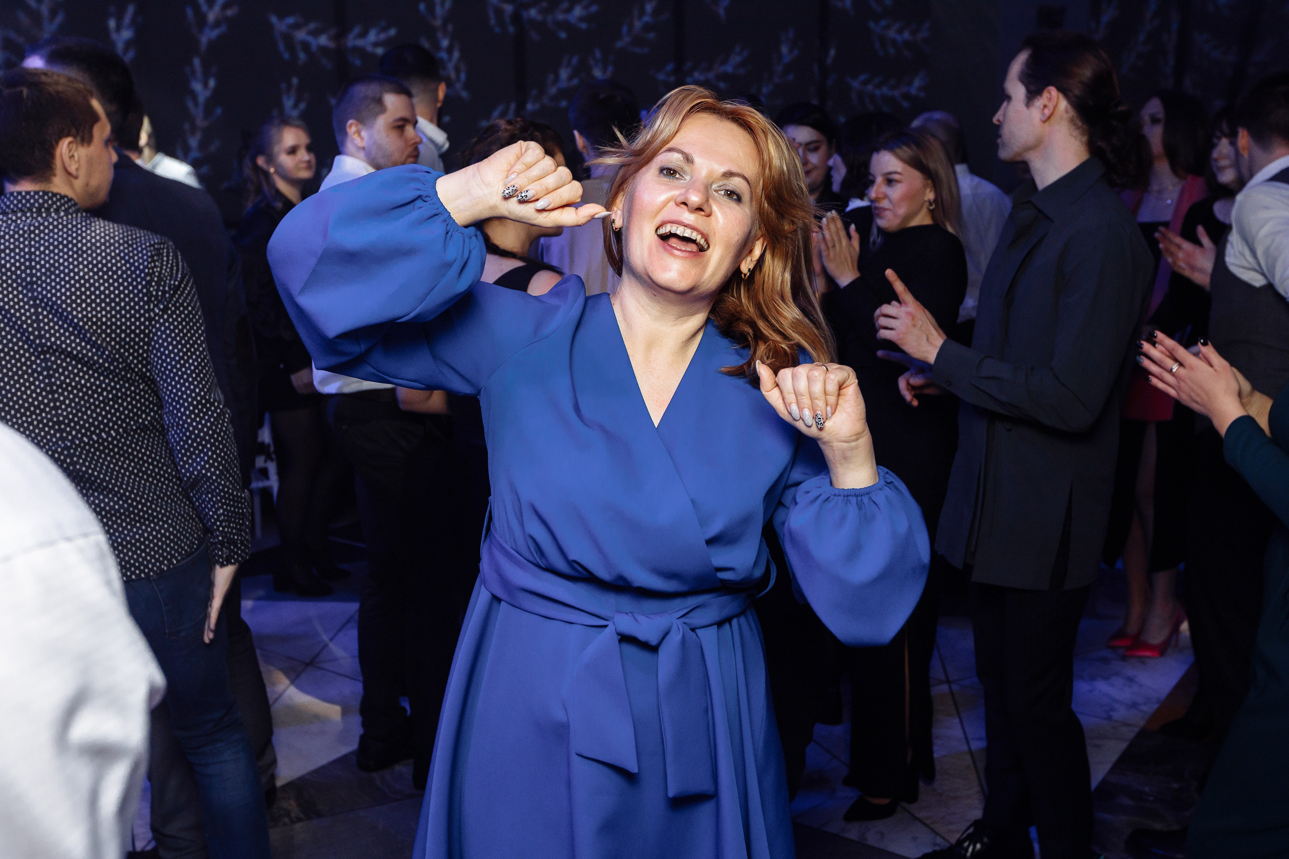 Корпоратив ПолСтраны. Свадебный и портретный фотограф в Королёве Сергей Чихарев