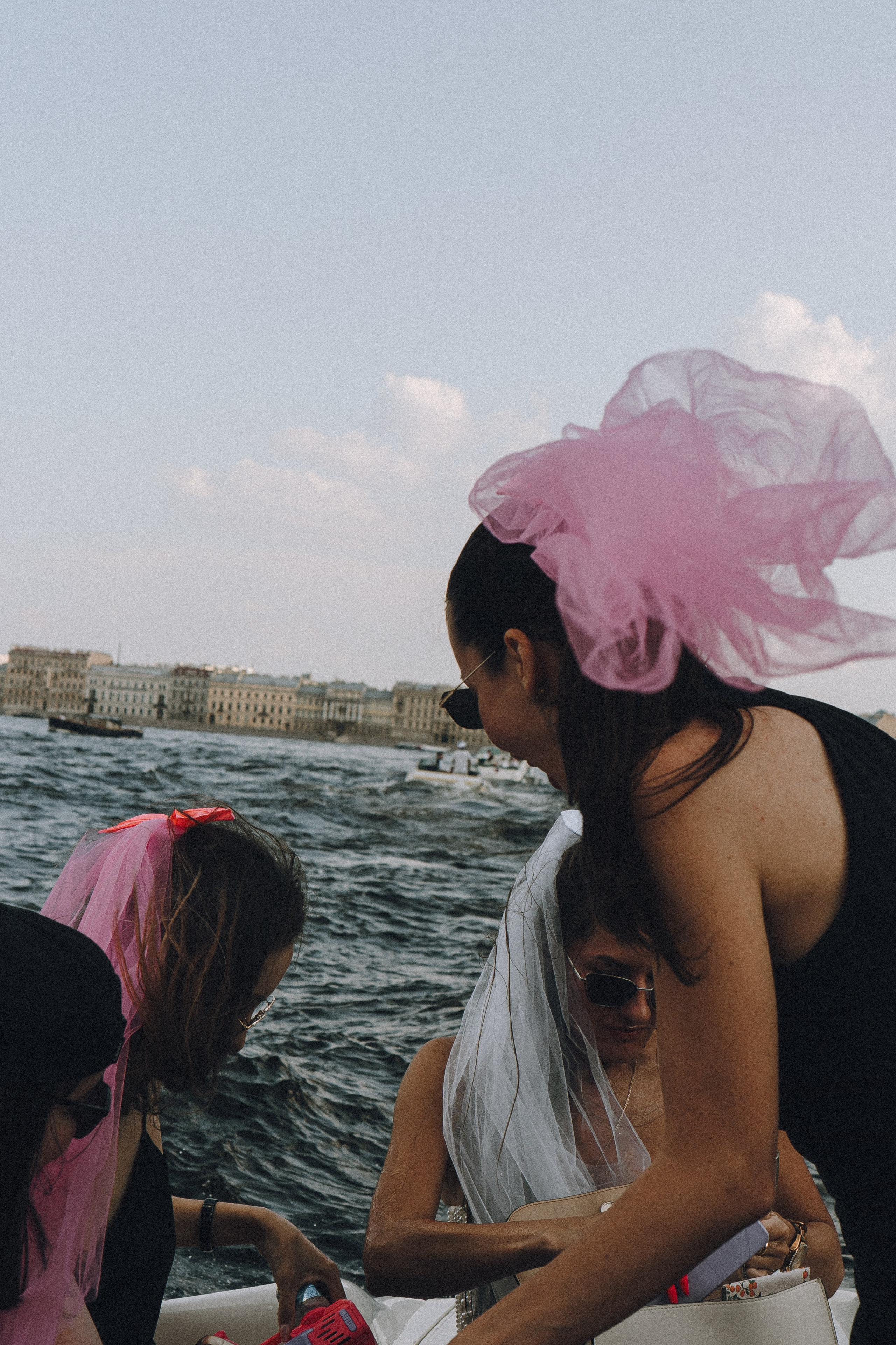 ДЕВИЧНИК НА КАТЕРЕ. Профессиональный фотограф, Санкт-Петербург — Виктория Богомолова