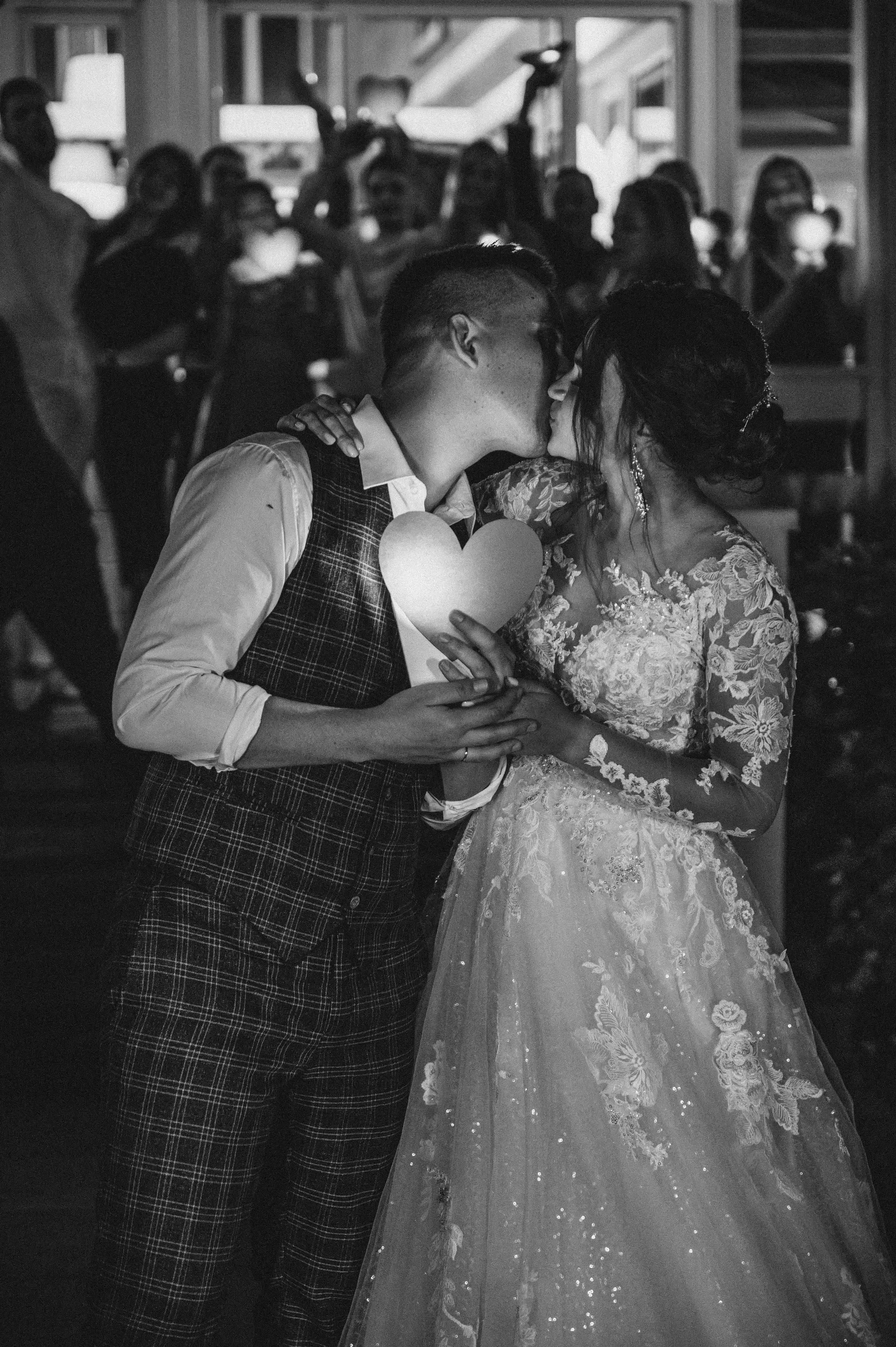 Медвежьи озера и любовь. Свадебная фотоистория. Свадебный и семейный фотограф Виктория Носачёва. Щелково, Москва и МО