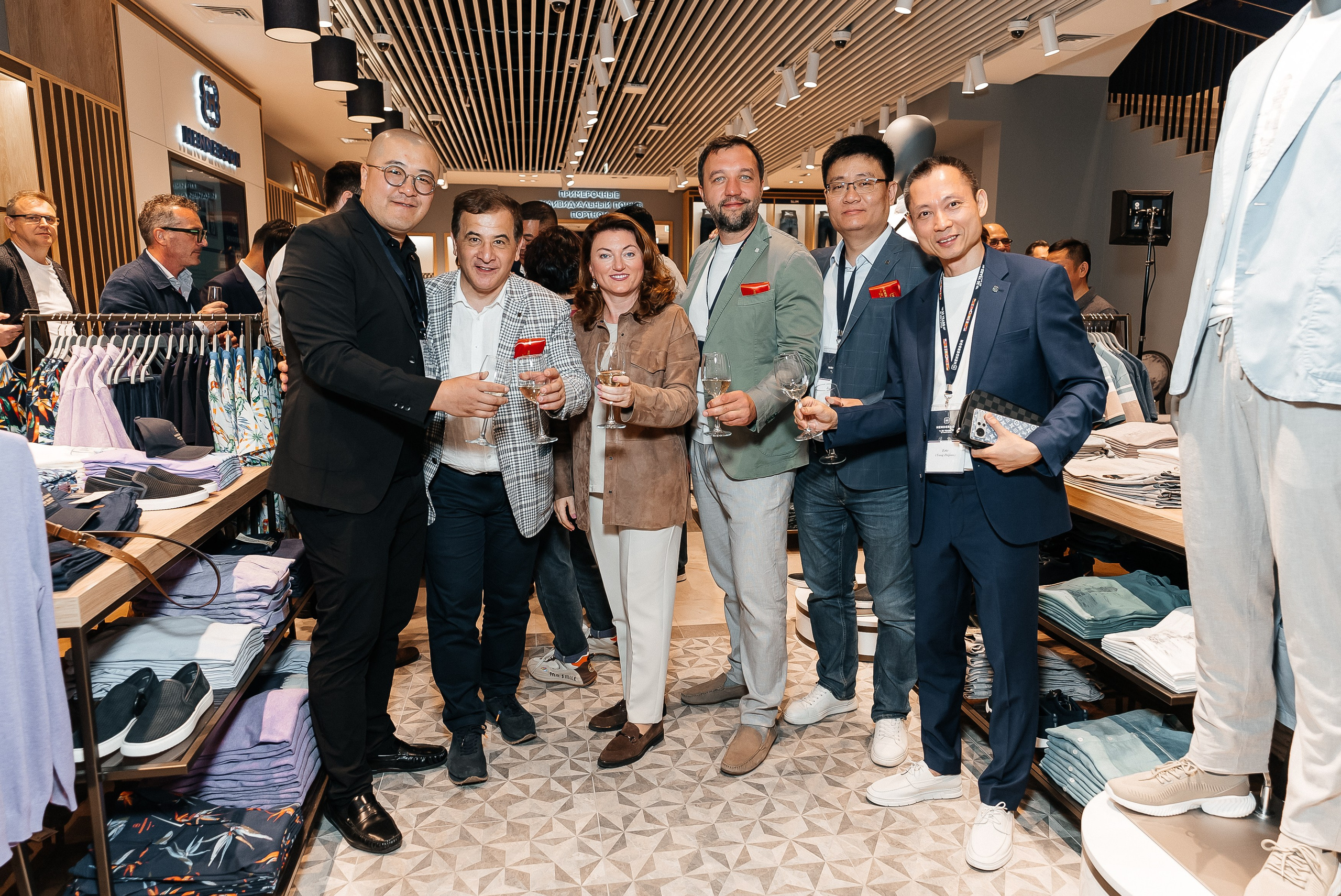 Henderson. Павел Краснов — Свадебный и репортажный фотограф в Москве