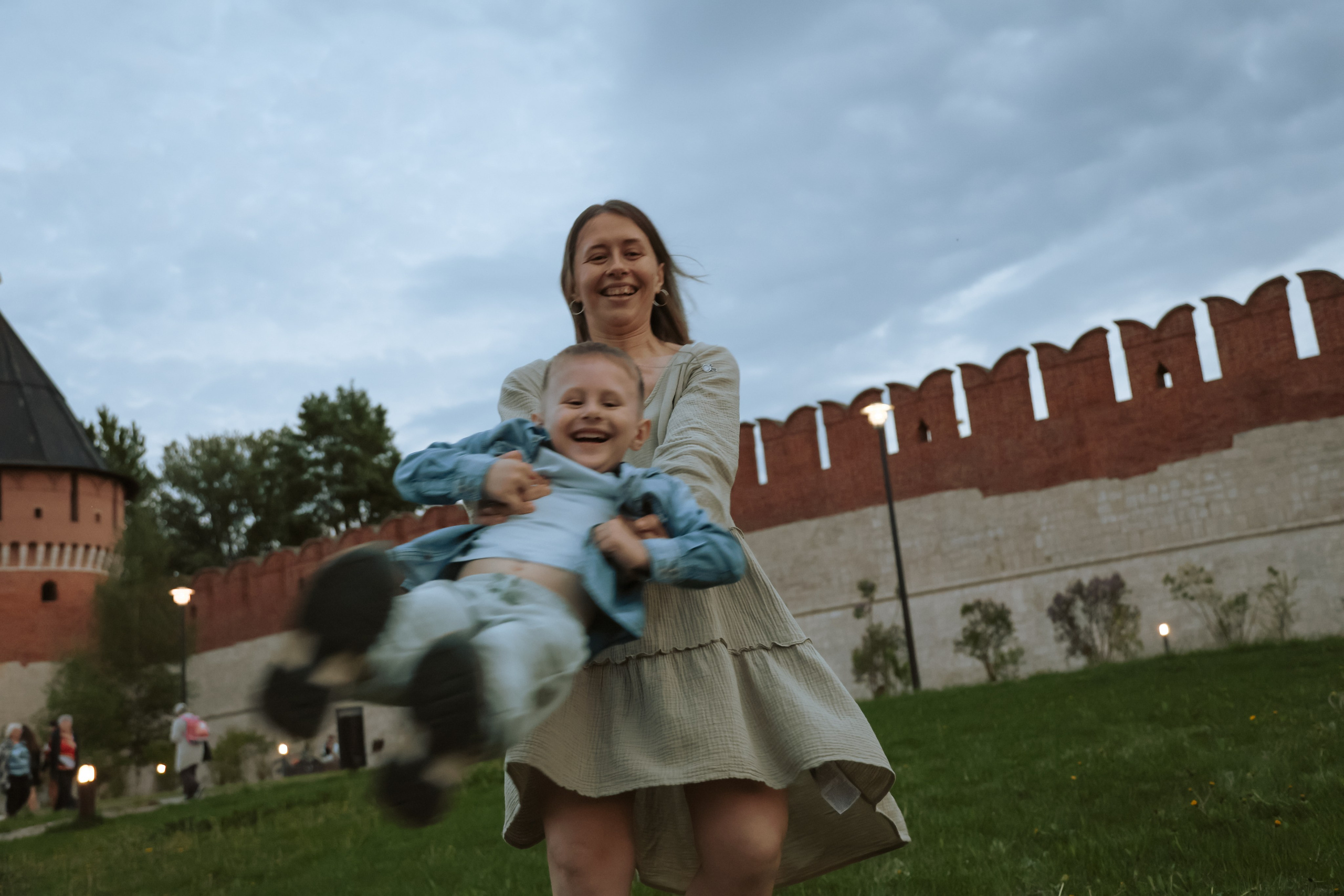 Семейная фотосессия в парке. Фотограф в Санкт-Петербурге Валерия Закатеева