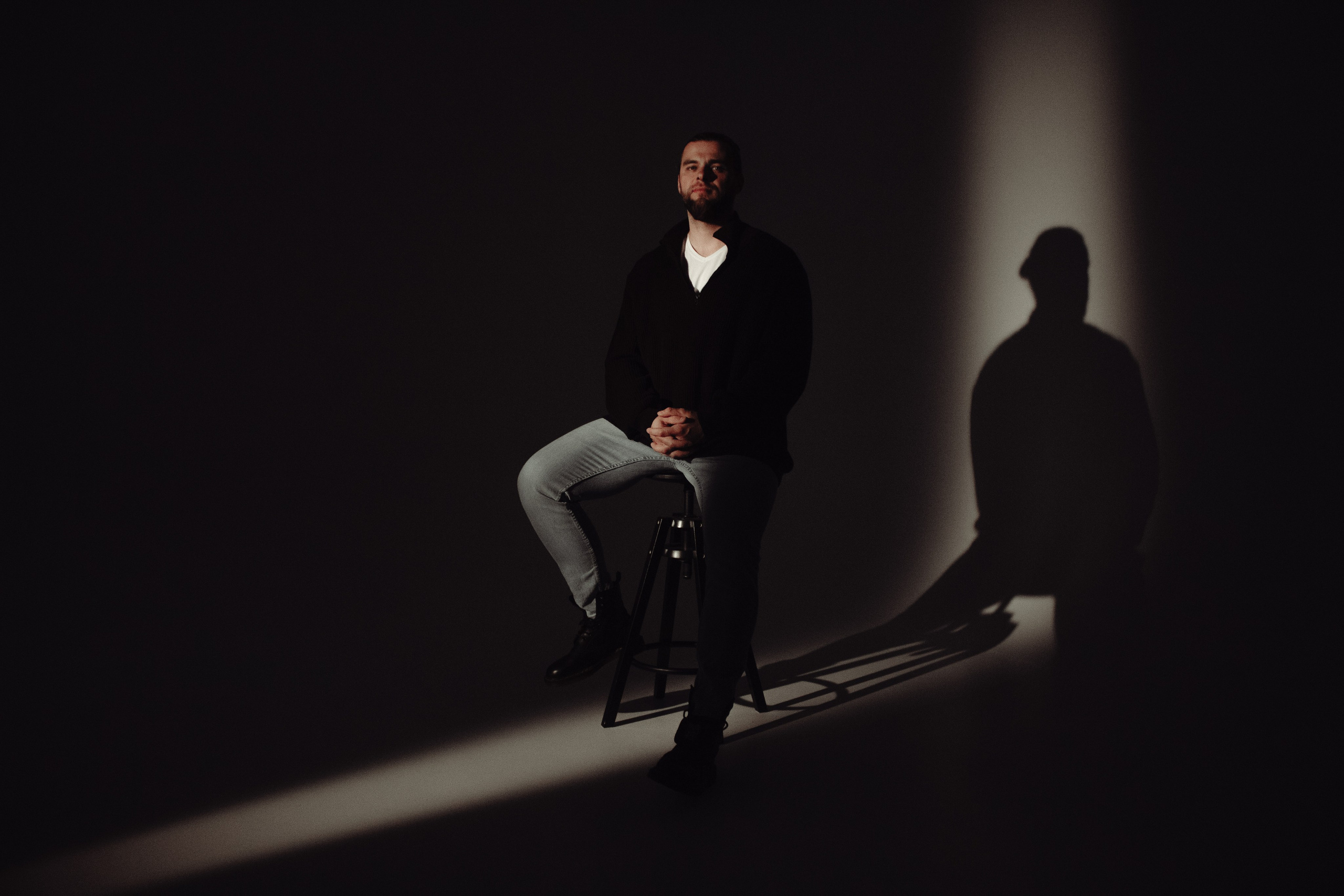 Евгений. Главная