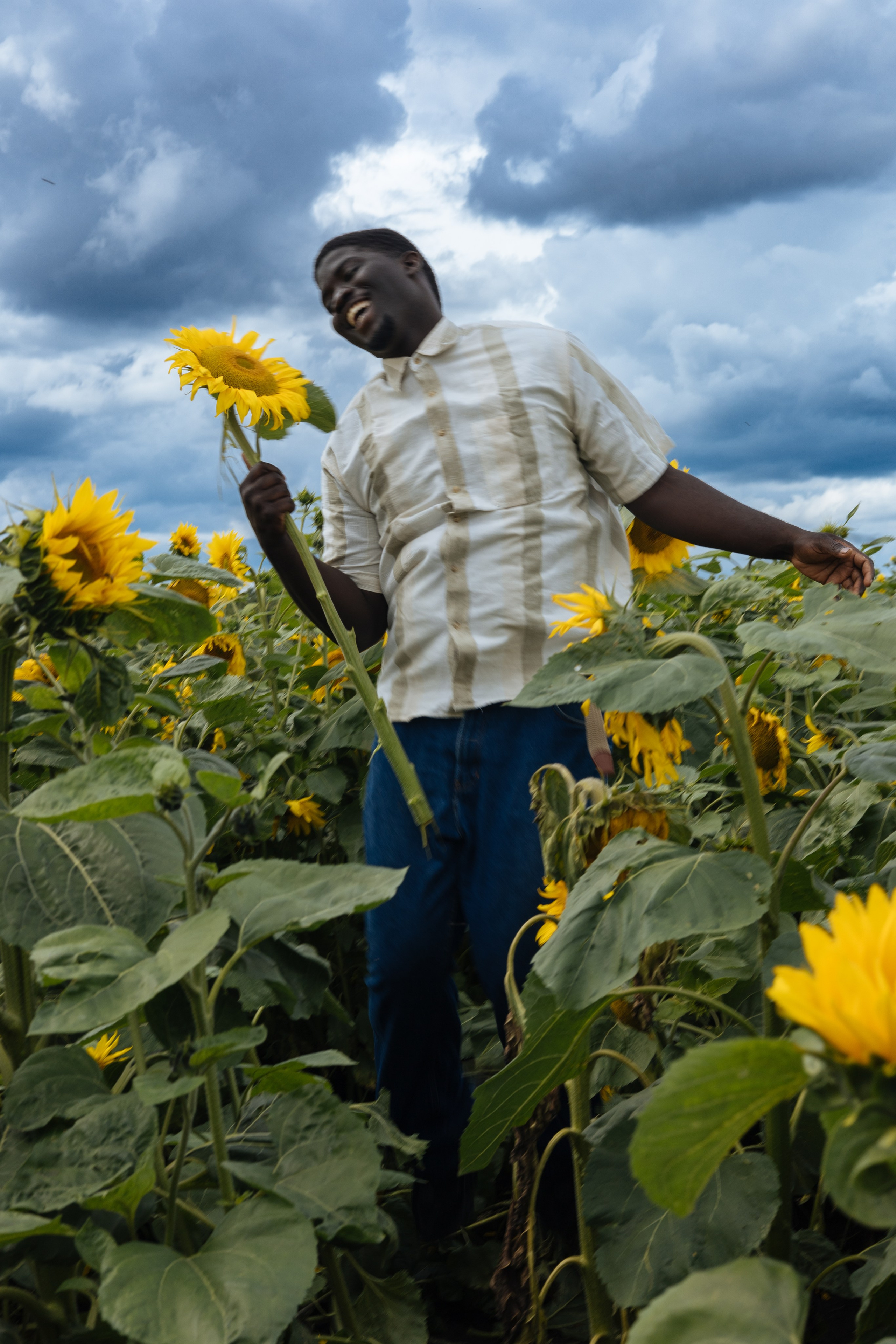 ОЗМАР И РОДИЛСОН ТВОРЧЕСКАЯ. Фотограф Красноярск съемки лавстори, фотосессия в студии, портретная съемка, творческие фотосессии