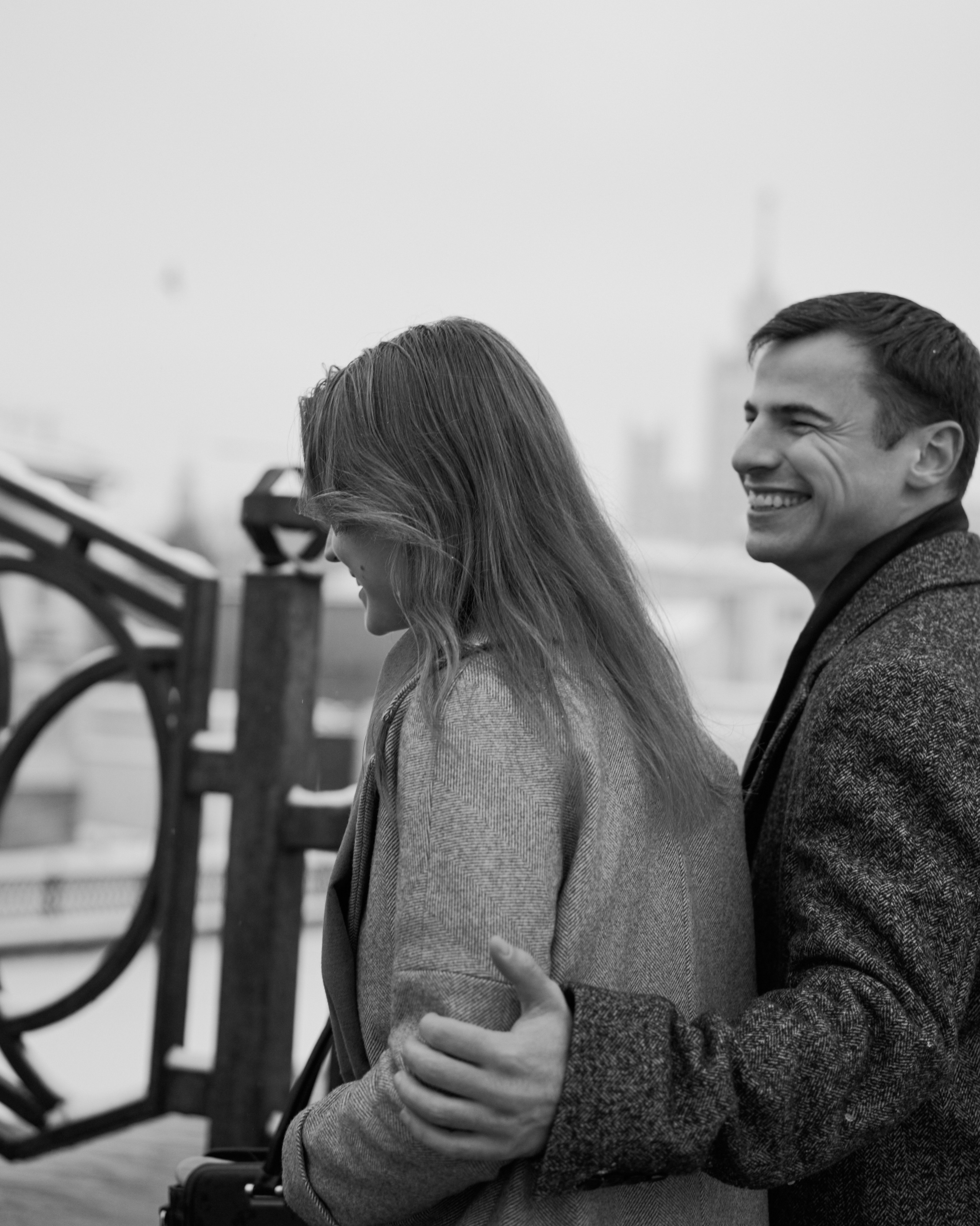 Любовь начинается с поцелуя. Minflo Photographer