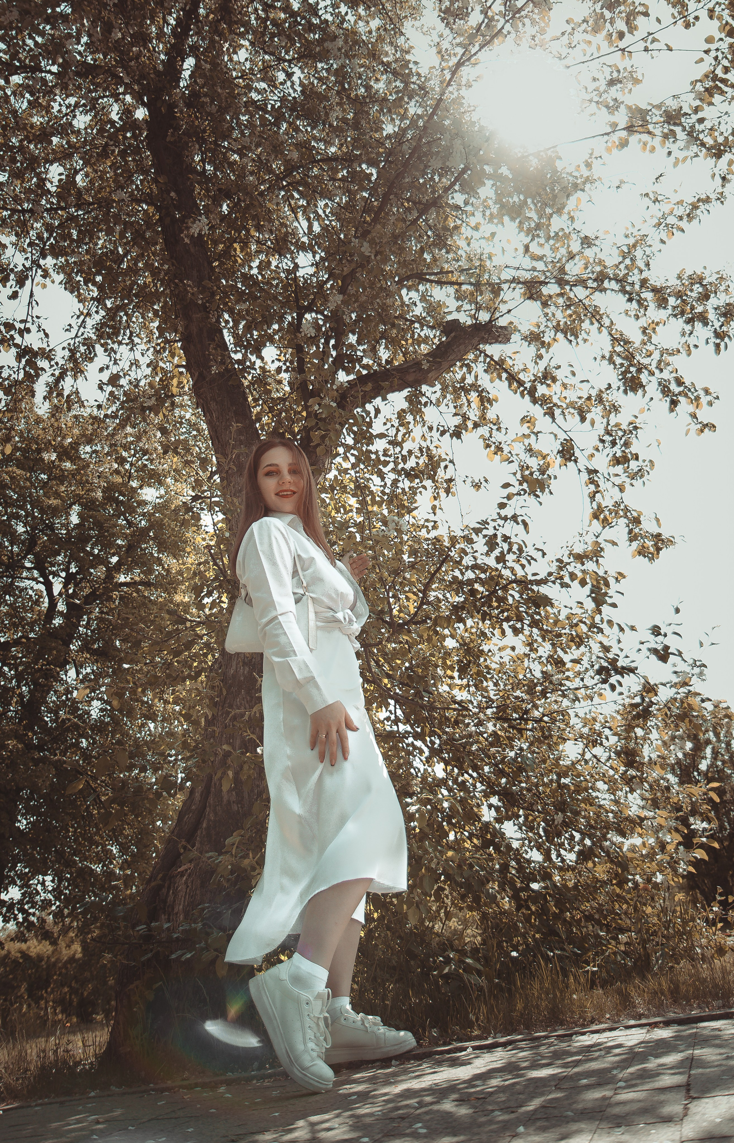 Яблони в саду. Арт-фотограф Крис Л. в Тобольске: портрет, семейные, свадьбы