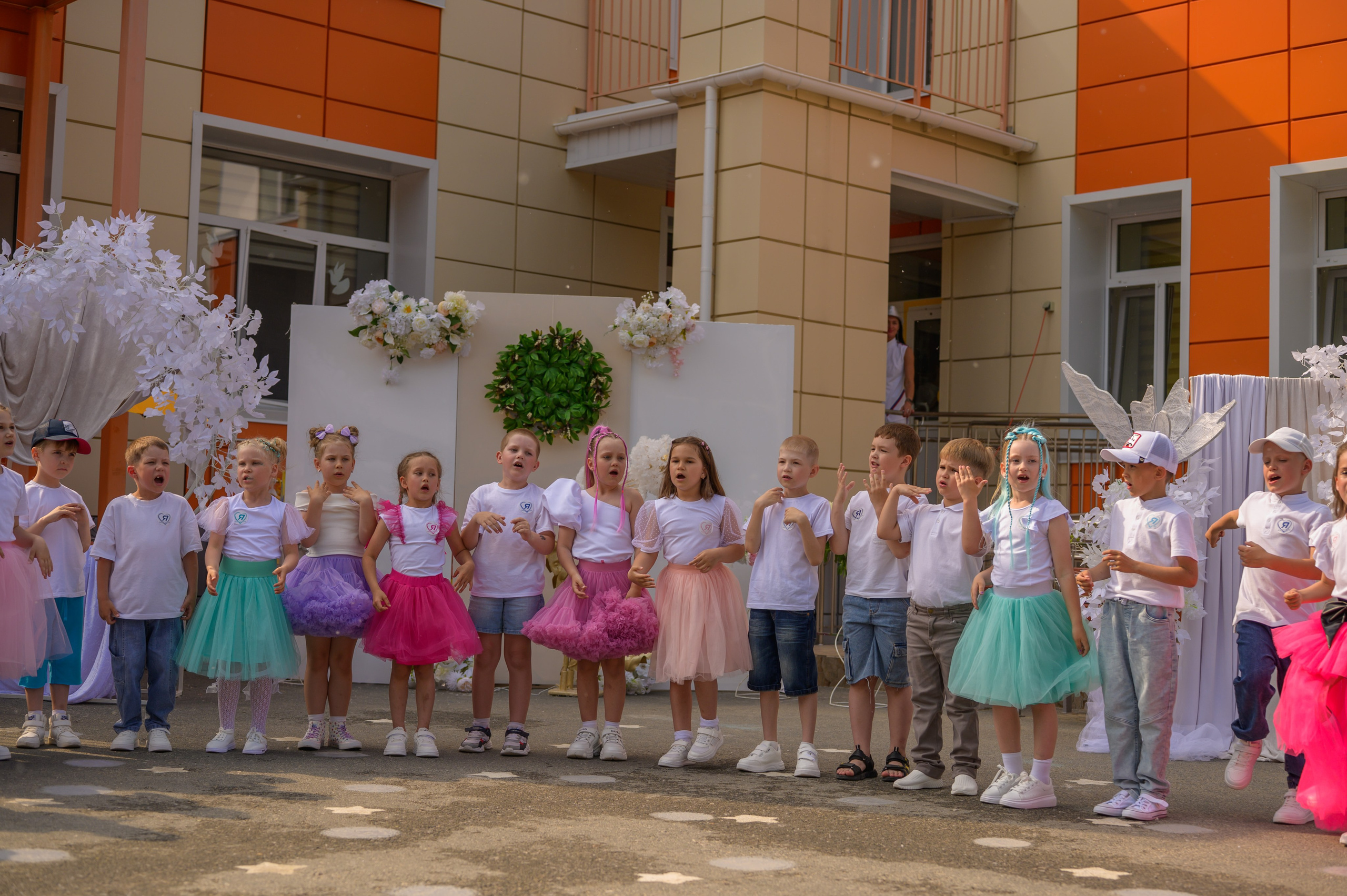 Репортаж выпускного группа «Фантазёры» 3 садик. Фотограф новорожденных, семейный детский в Тюмени Татьяна Морозова