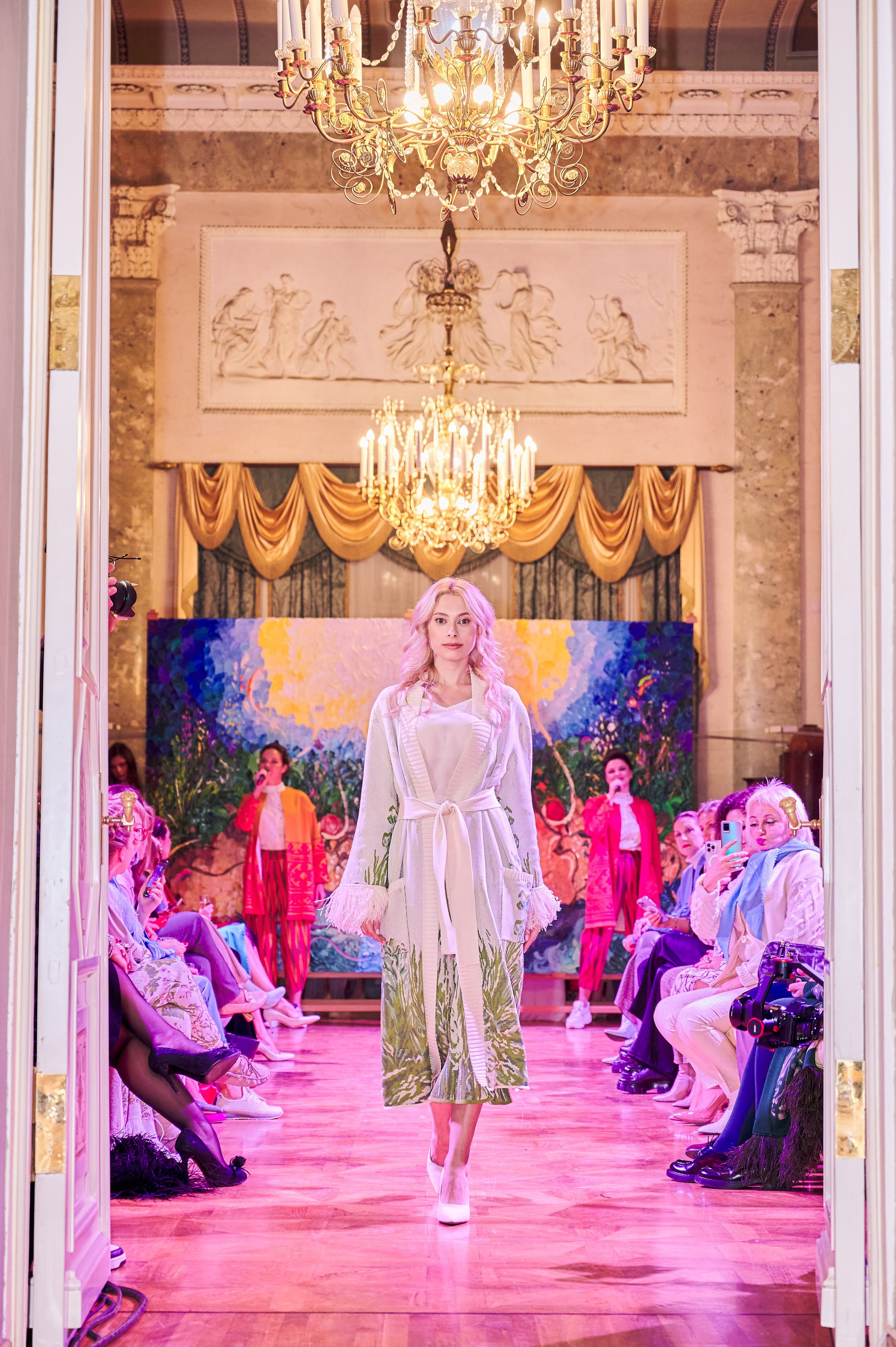 21.09.22 Люблино — Показ коллекции платьев. Никита Хохловский фото и видео продакшн