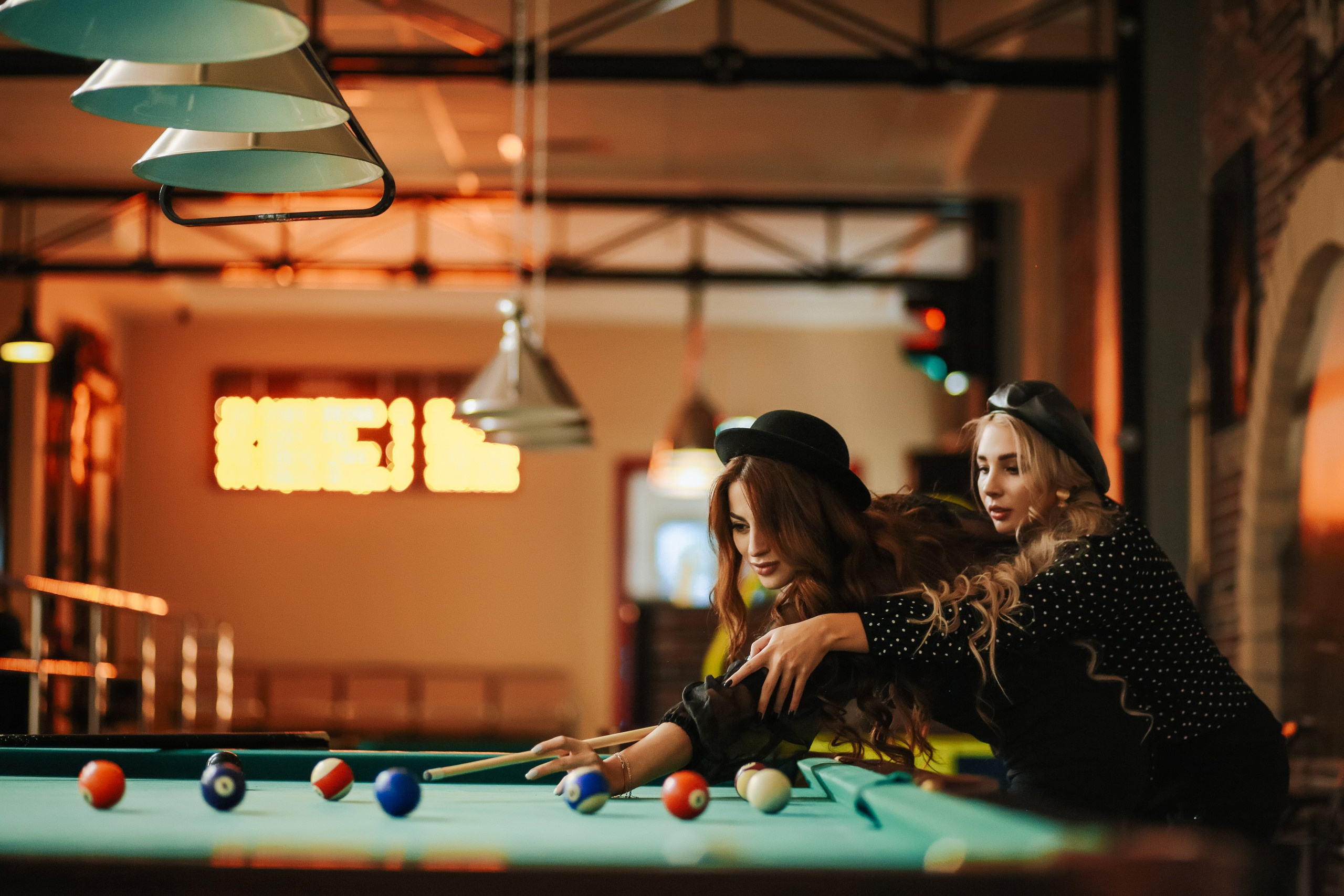 Nika & Aysel. Фотограф Екатеринбург Арина Старовойтова