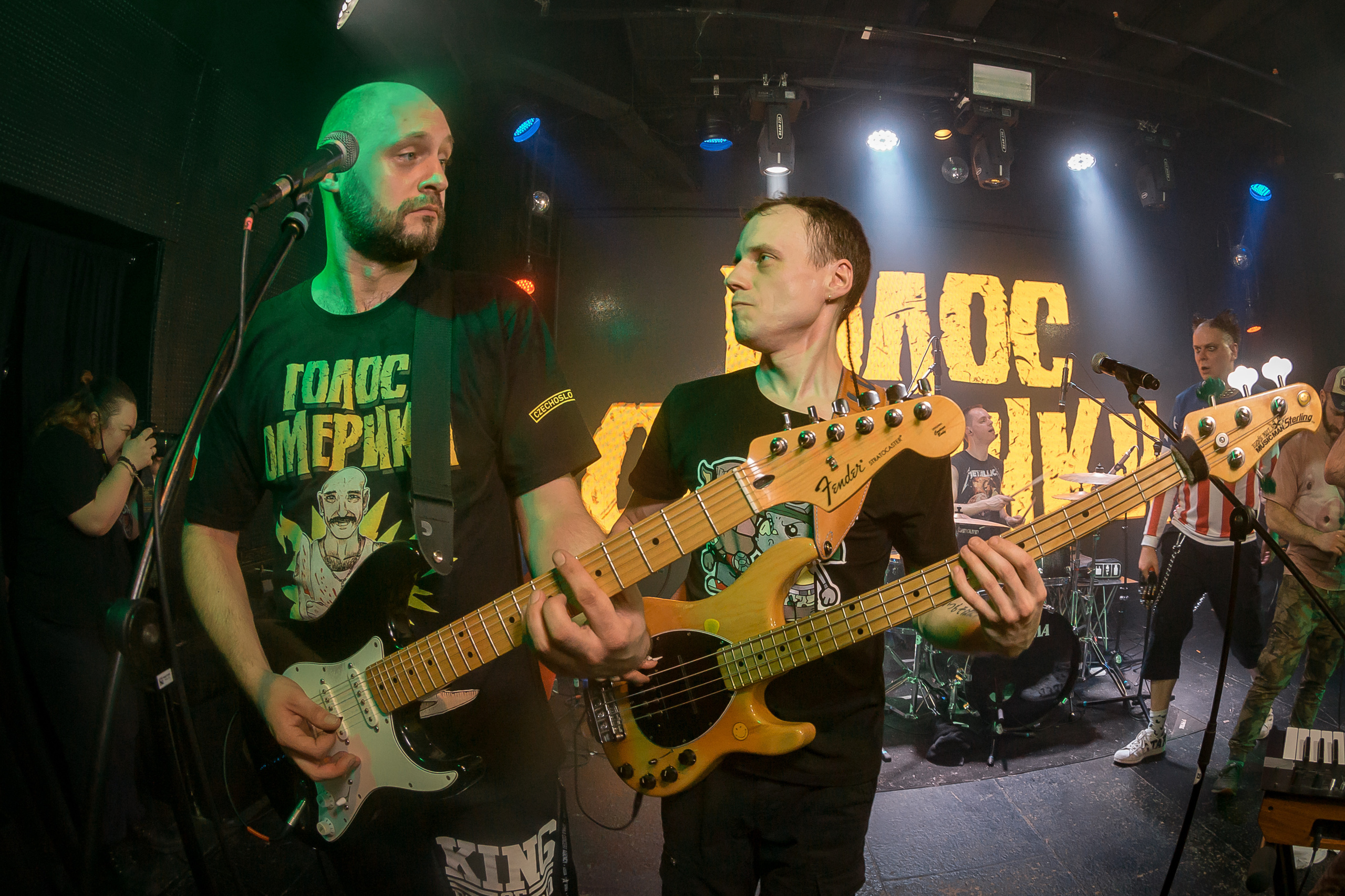 Голос Омерики. Фотографиня Мария Дикова