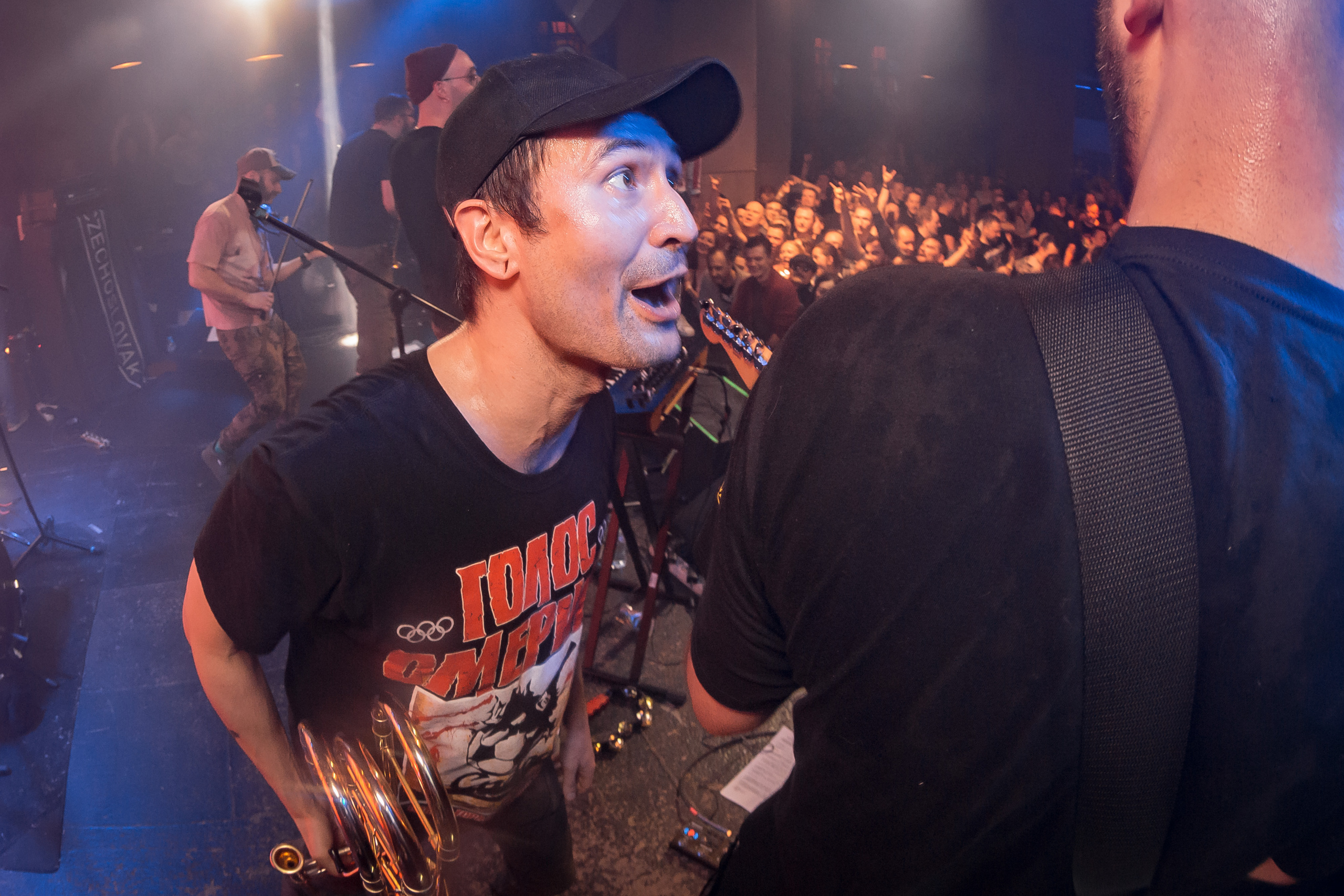 Голос Омерики. Фотографиня Мария Дикова