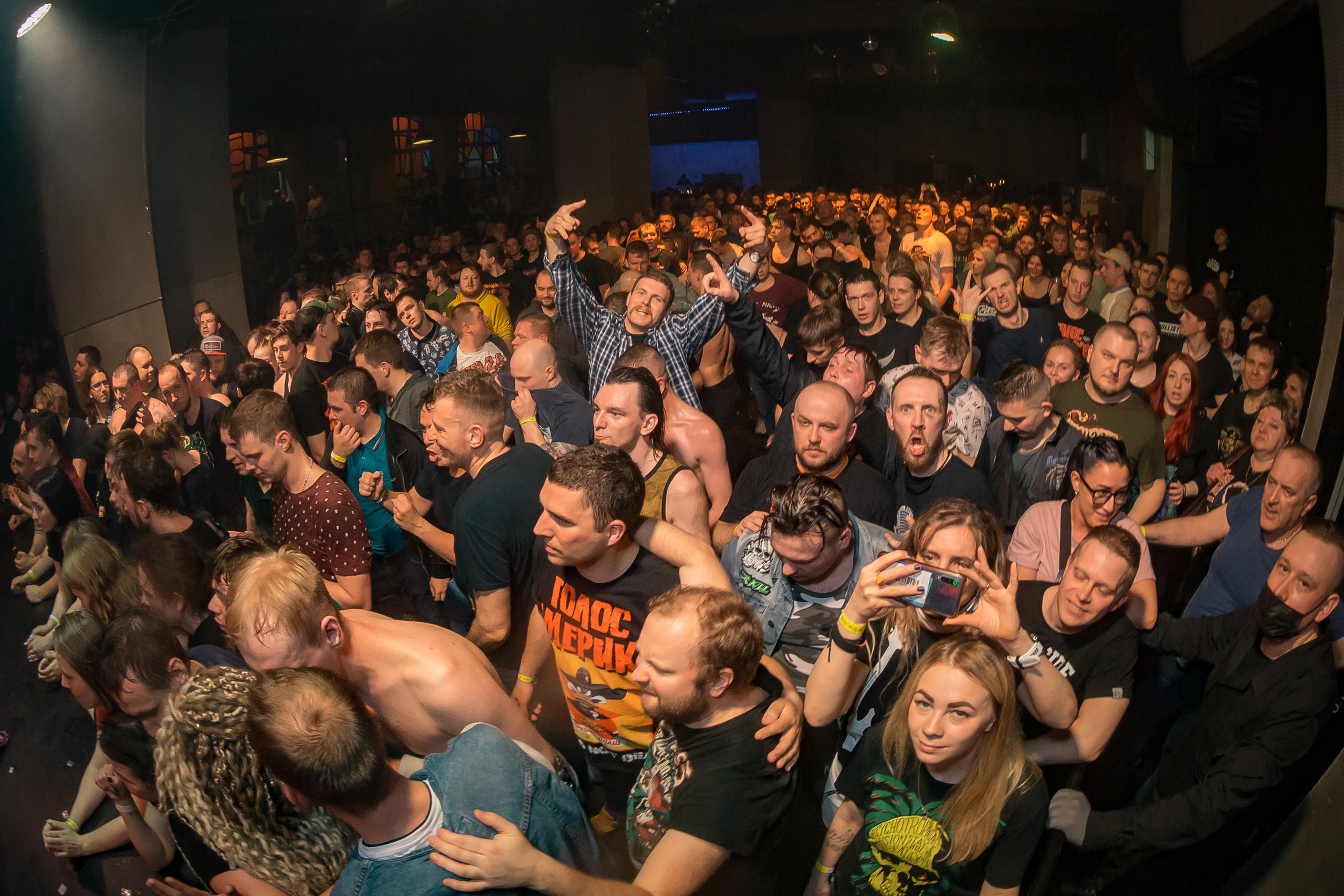 Голос Омерики. Фотографиня Мария Дикова