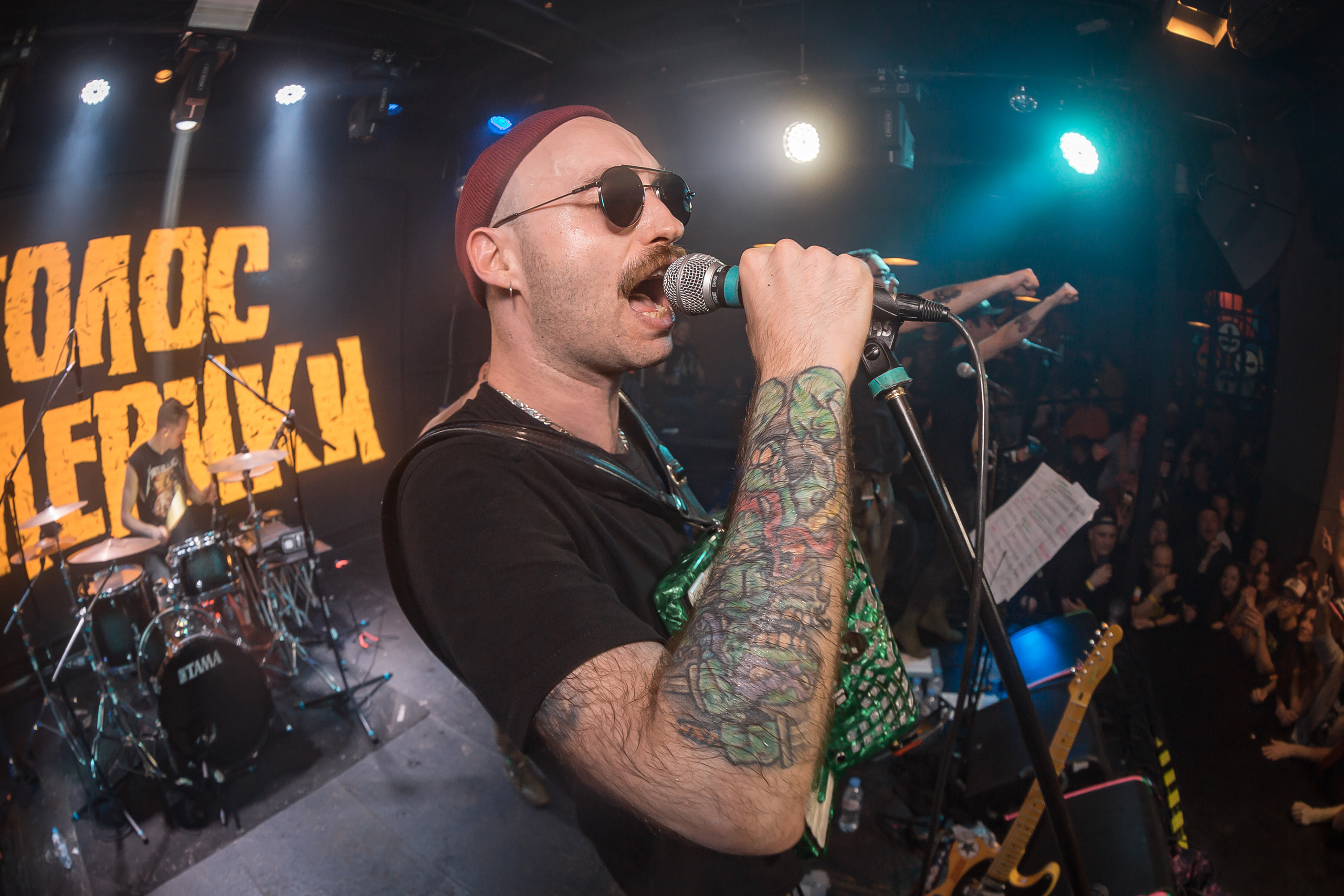 Голос Омерики. Фотографиня Мария Дикова