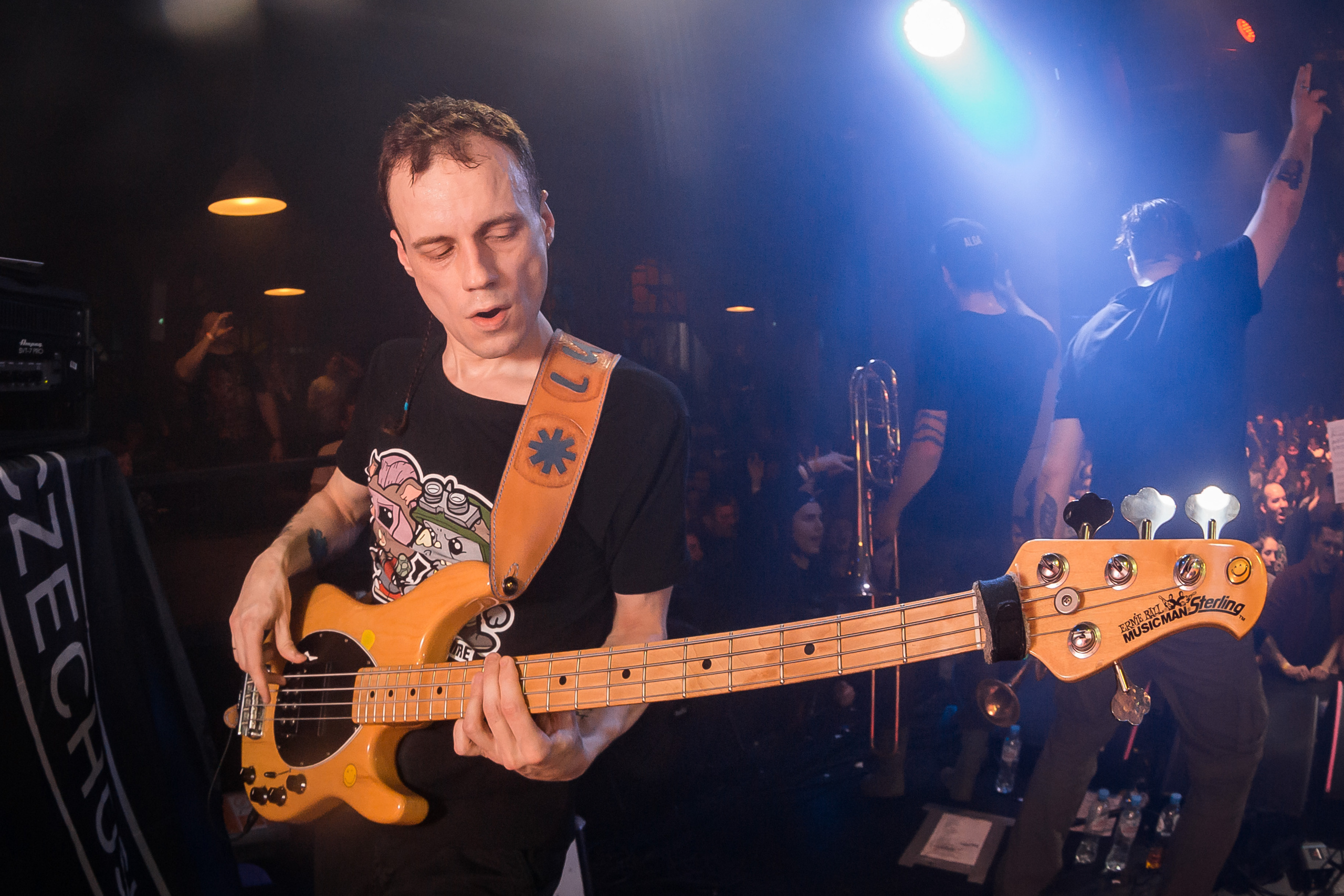 Голос Омерики. Фотографиня Мария Дикова